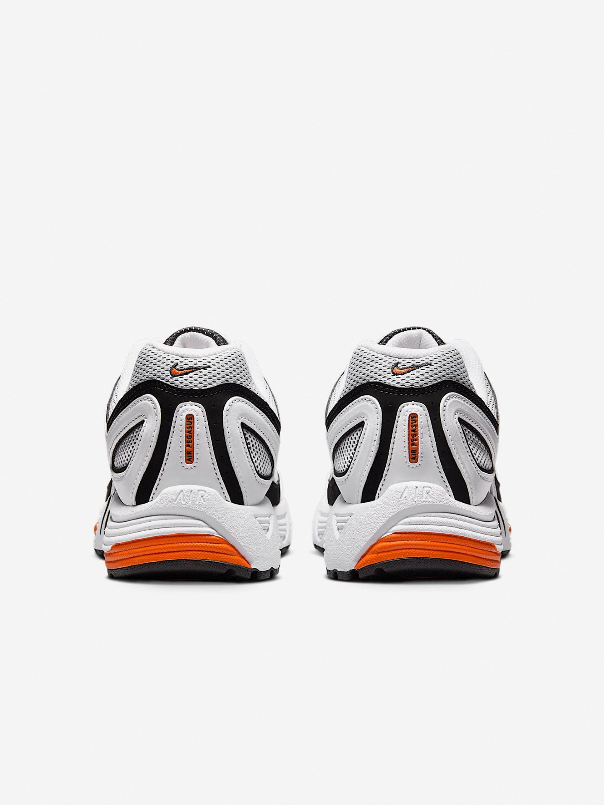 Sapatilhas Nike Air Pegasus 2005 Brancas e Pretas Para Homem