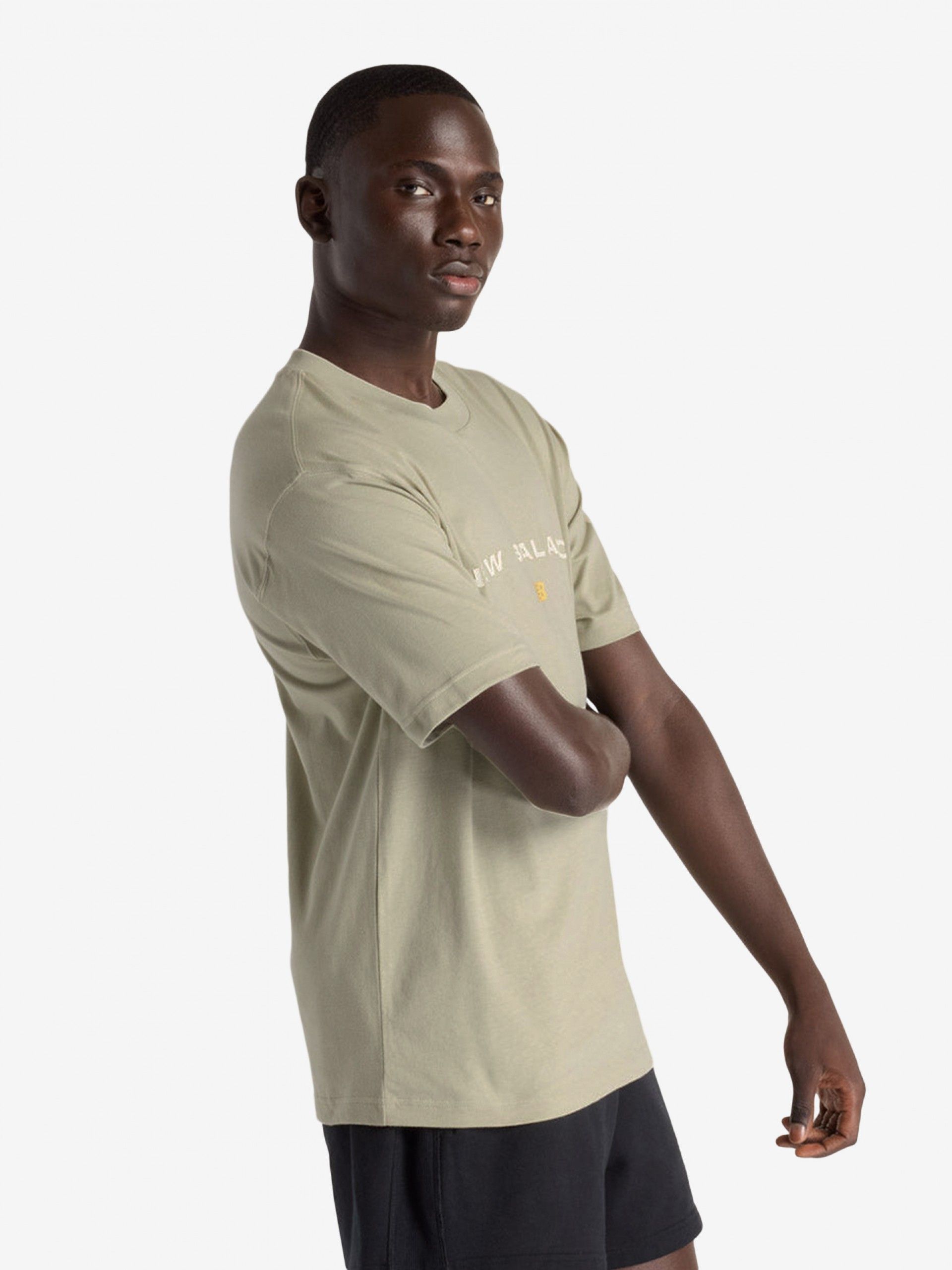 Camiseta New Balance Reimagined Graphic Verde