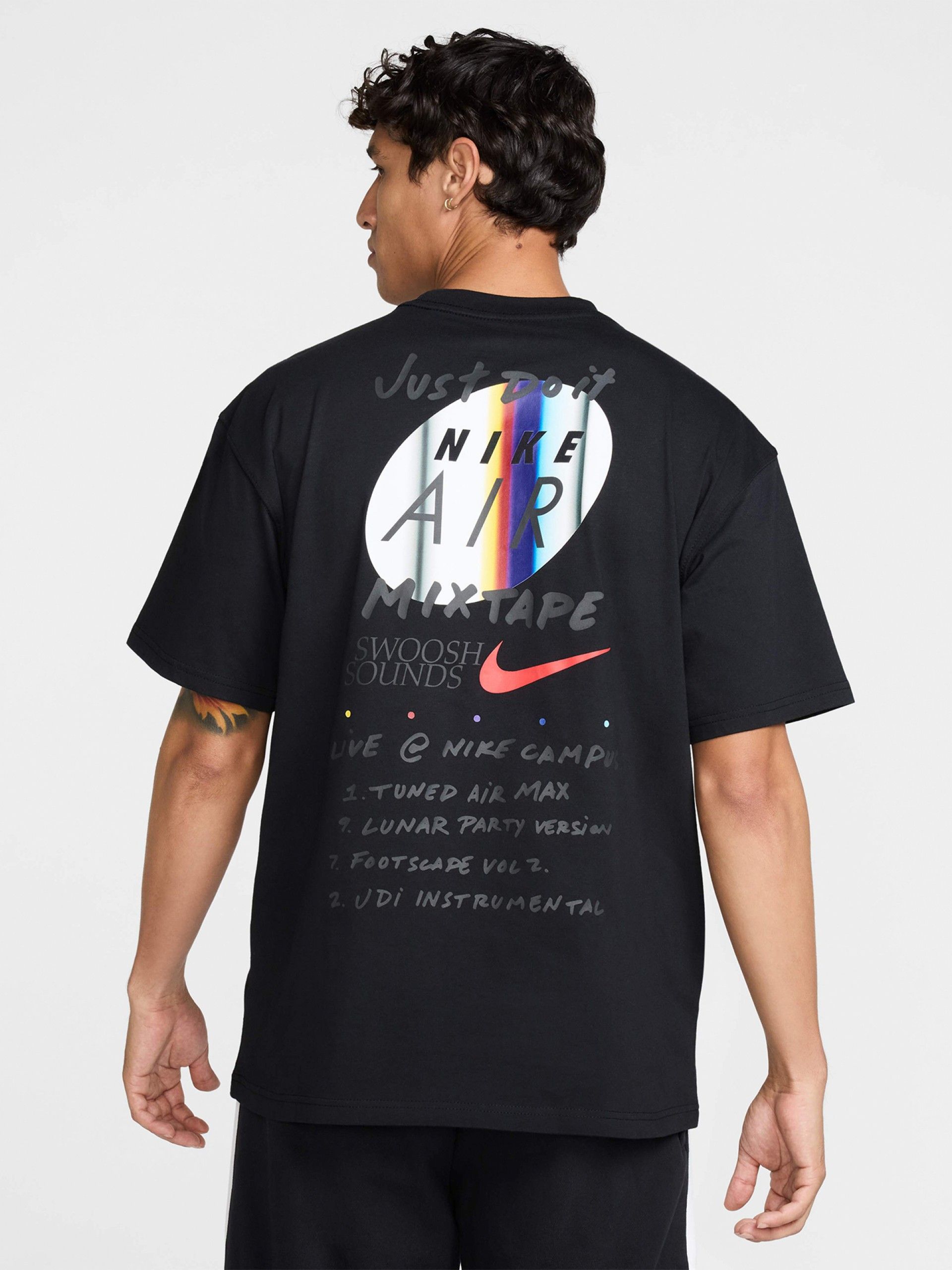 T-shirt Nike M90 Oc Mixtape Preta Para Homem