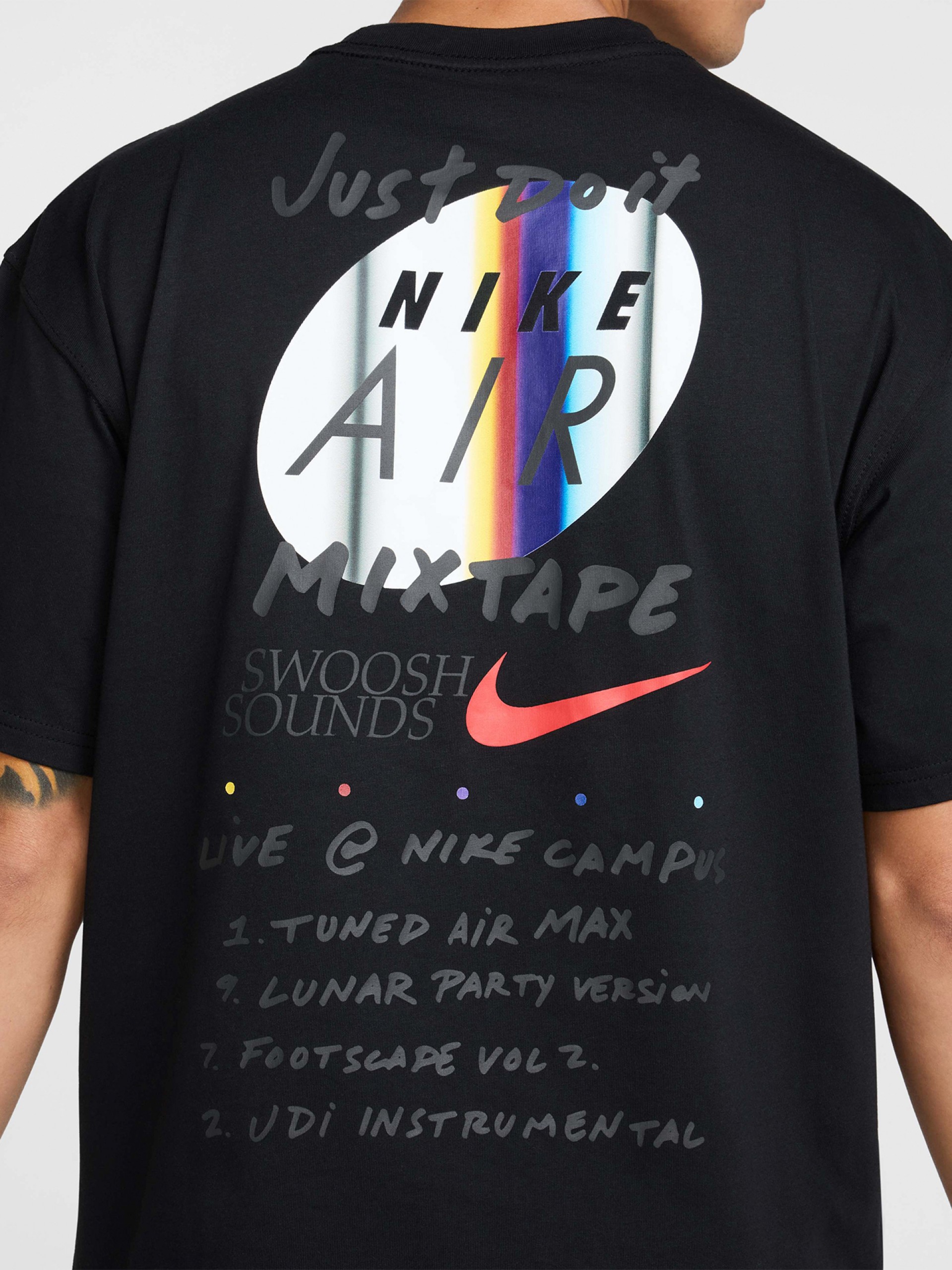 T-shirt Nike M90 Oc Mixtape Preta Para Homem