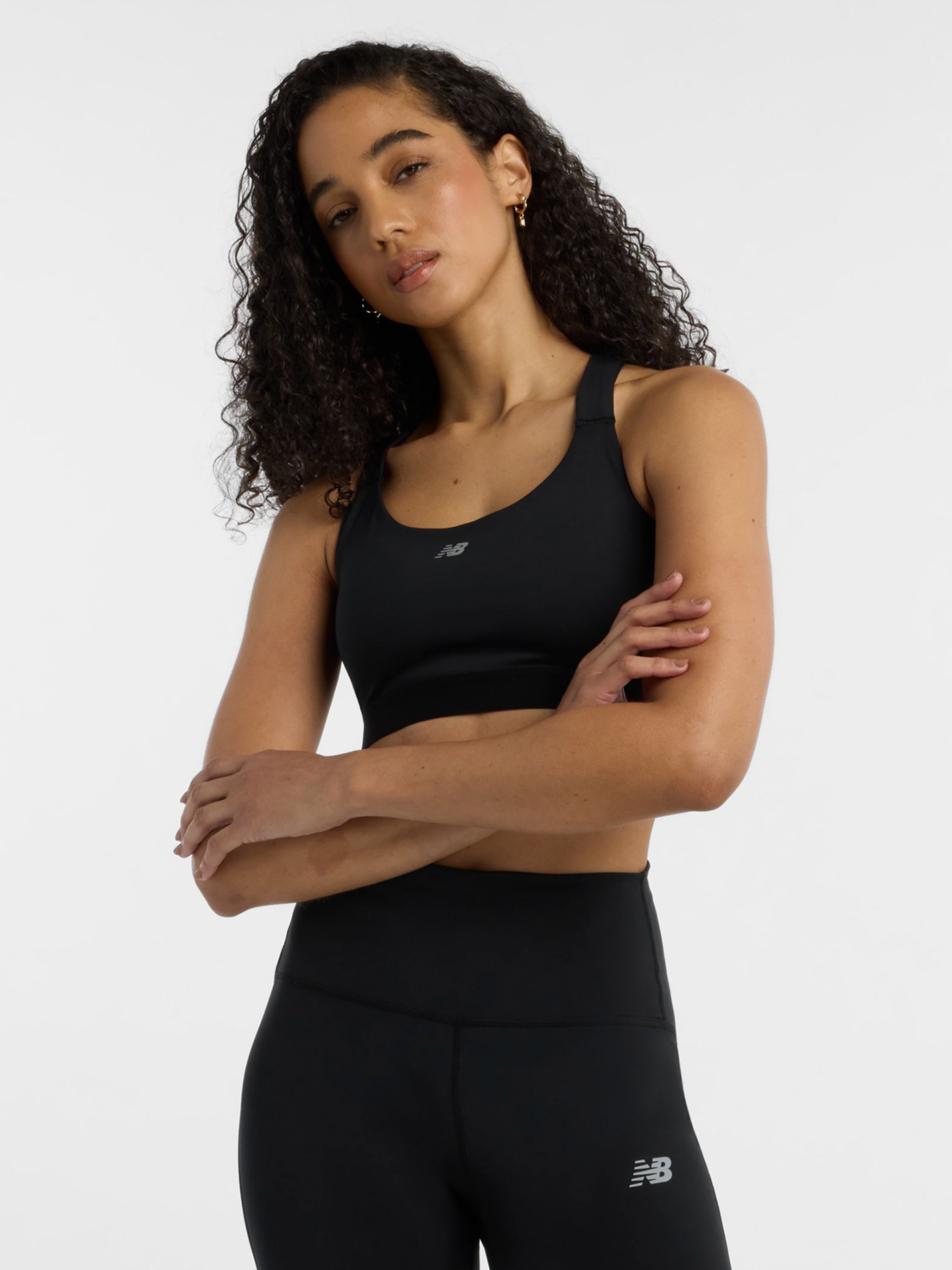 Sujetador Deportivo New Balance Essential Train Sujeción Media Negro