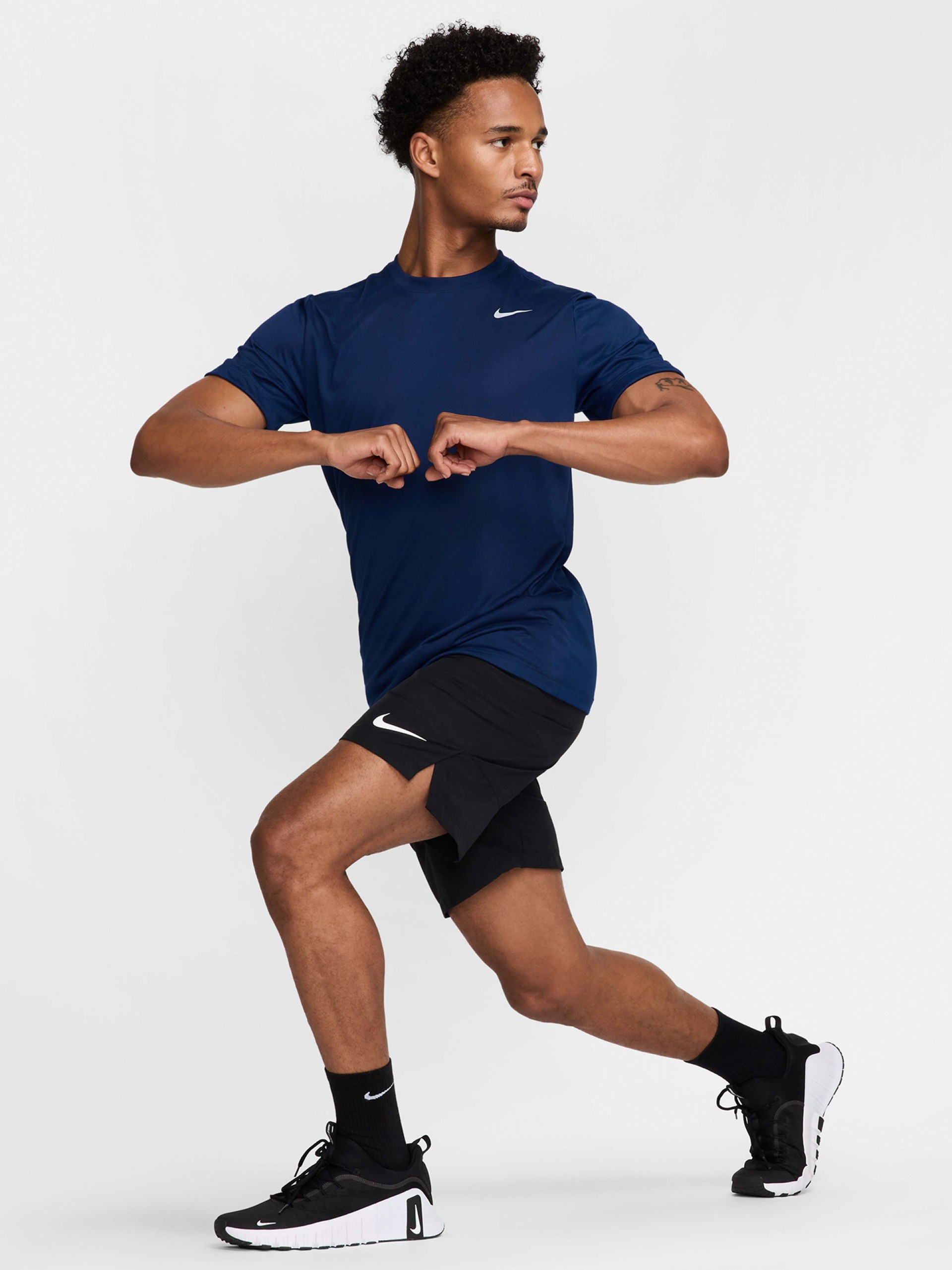 T-shirt de Treino Nike Dri-FIT Legend Azul Para Homem