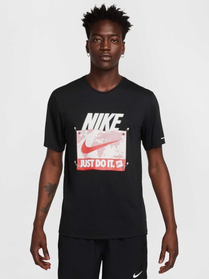 T-shirt de Running Nike Rise 365 Run Energy Dri-FIT Preta Para Homem