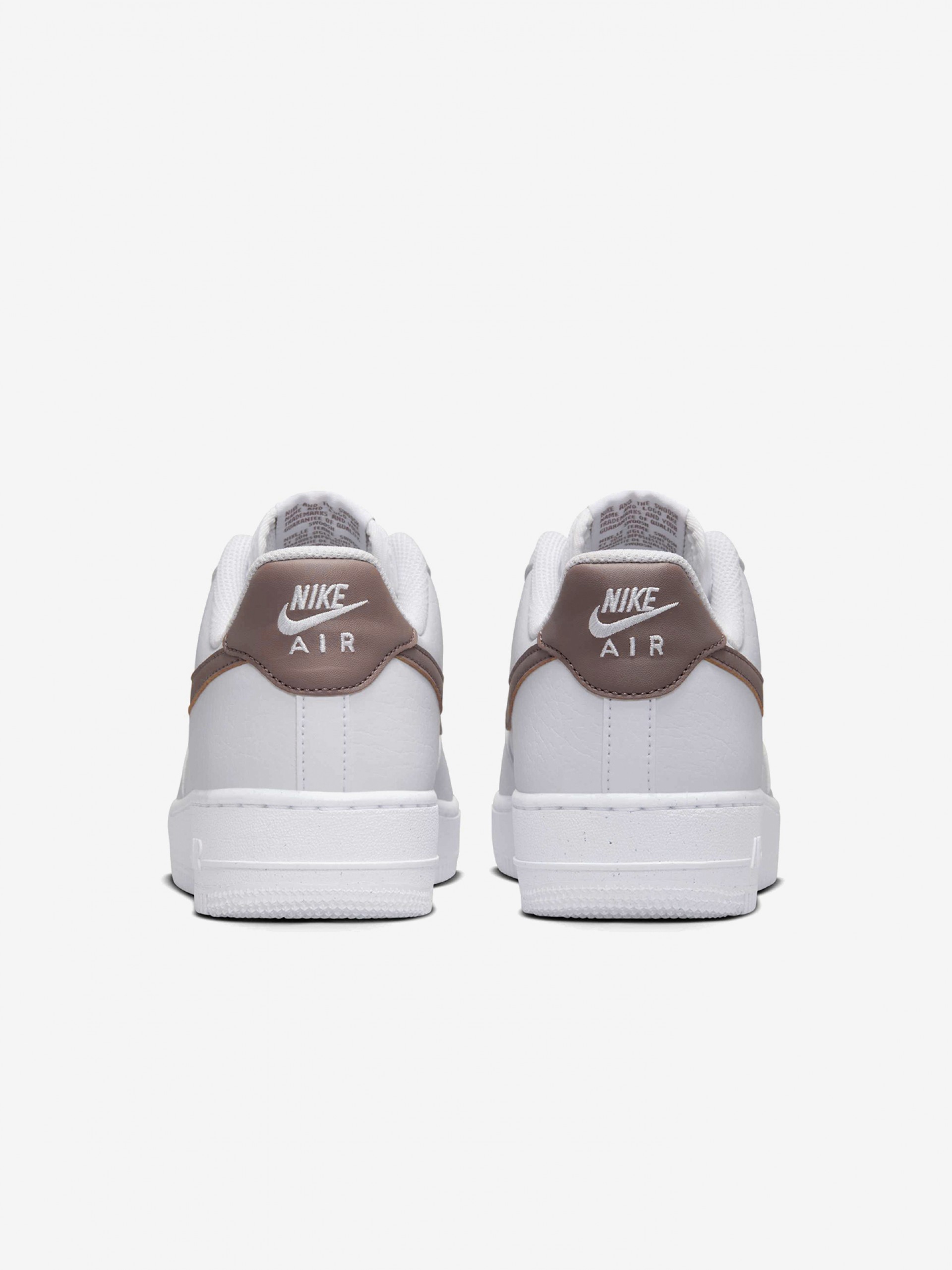 Sapatilhas Nike Air Force 1 Next Nature Brancas e Castanhas Para Mulher