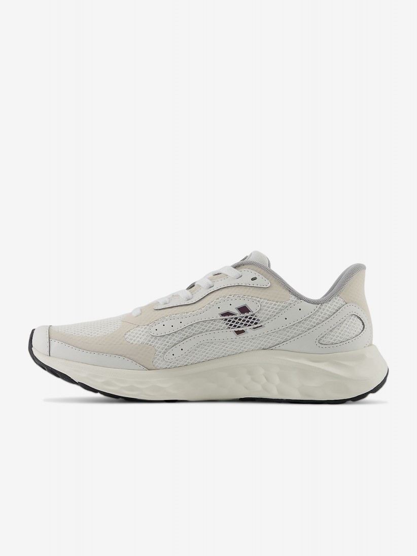 Sapatilhas New Balance Fresh Foam Arishi v4 TIRALUX Bege Para Homem
