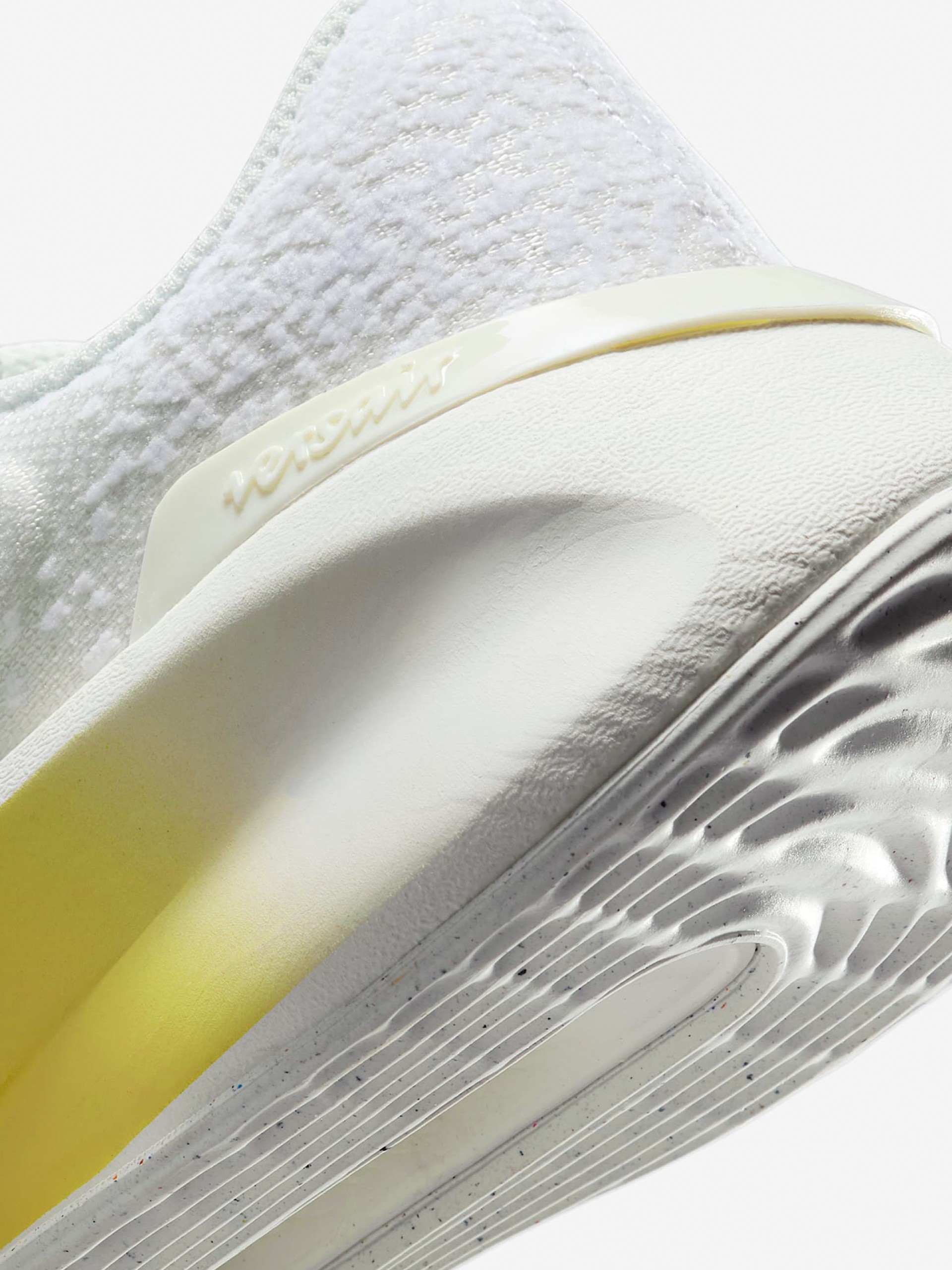 Sapatilhas de Treino Nike Versair Brancas Para Mulher