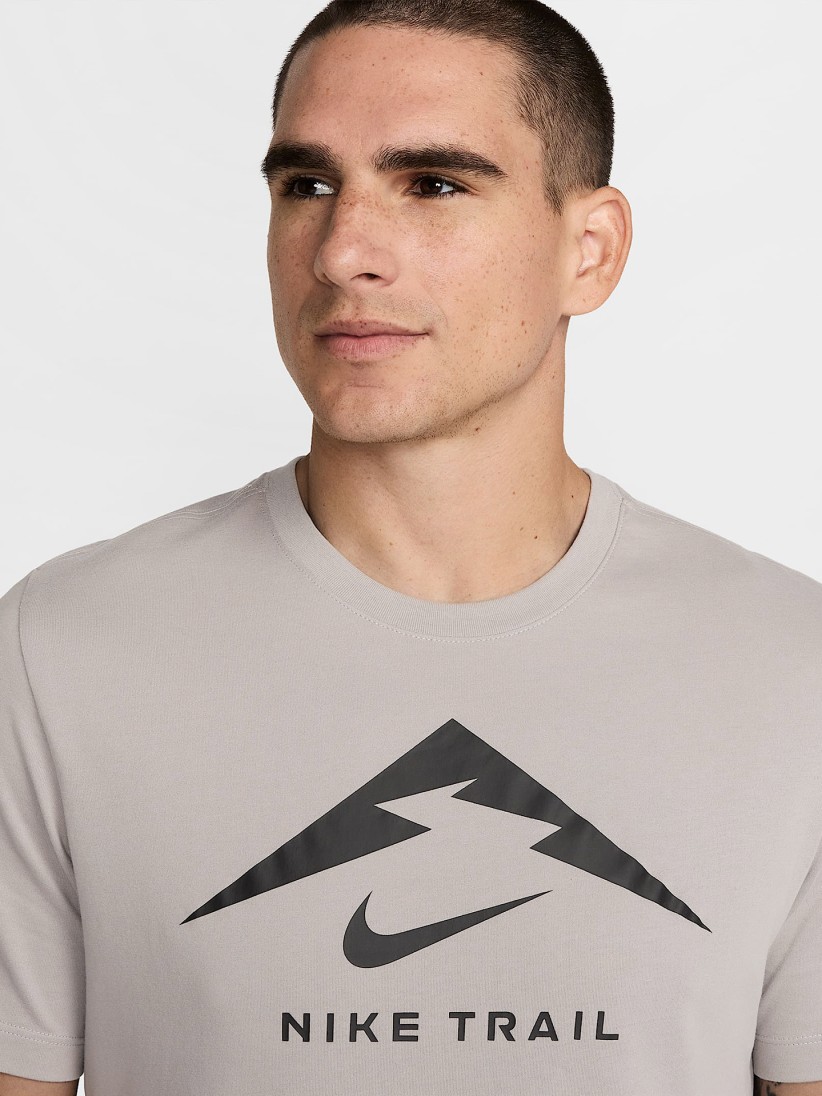 Camiseta de Trail Nike Dri-FIT Gris Para Hombre