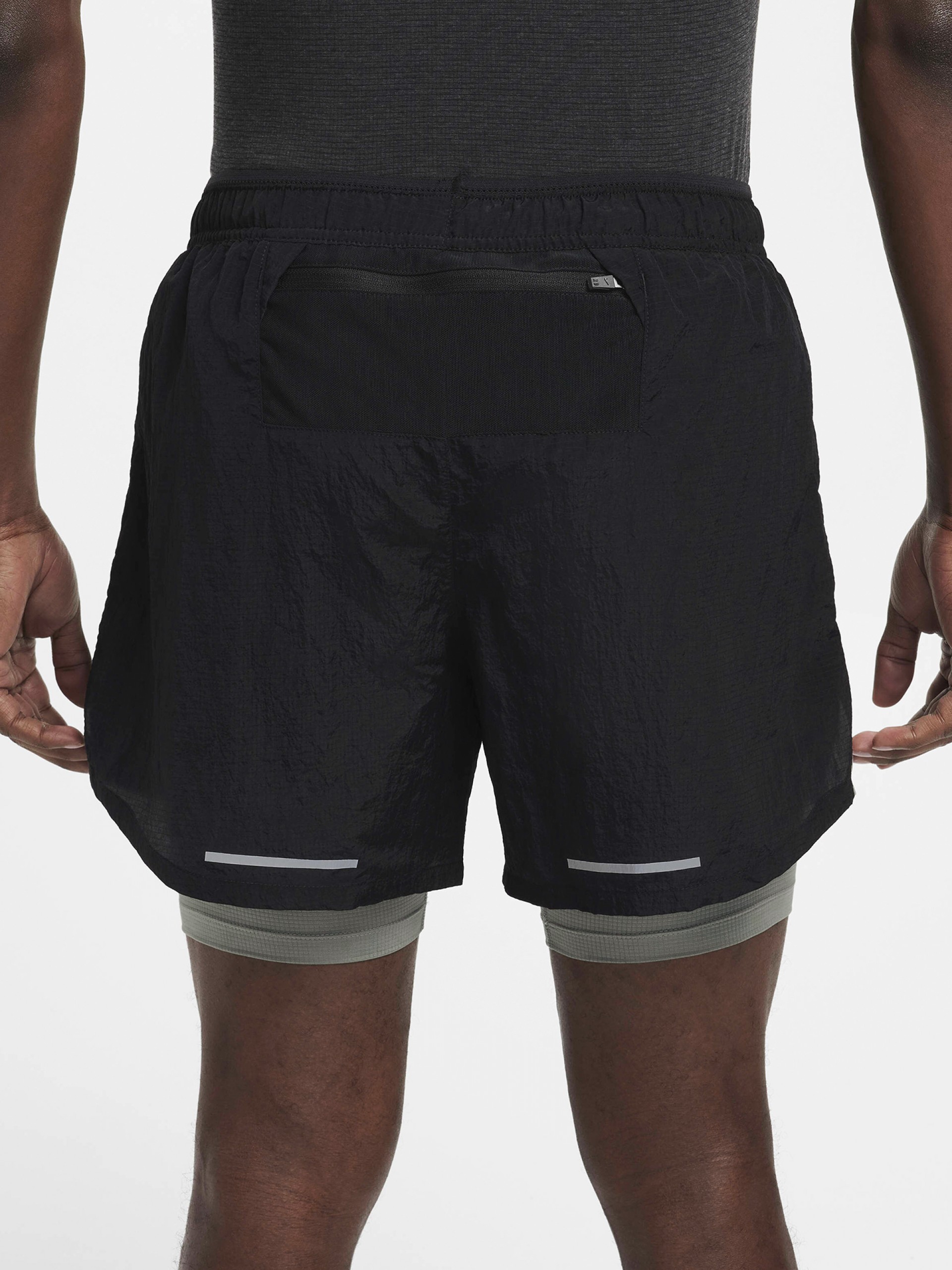 Calções de Running 2 em 1 Nike Stride Division Dri-FIT 13cm Pretos Para Homem