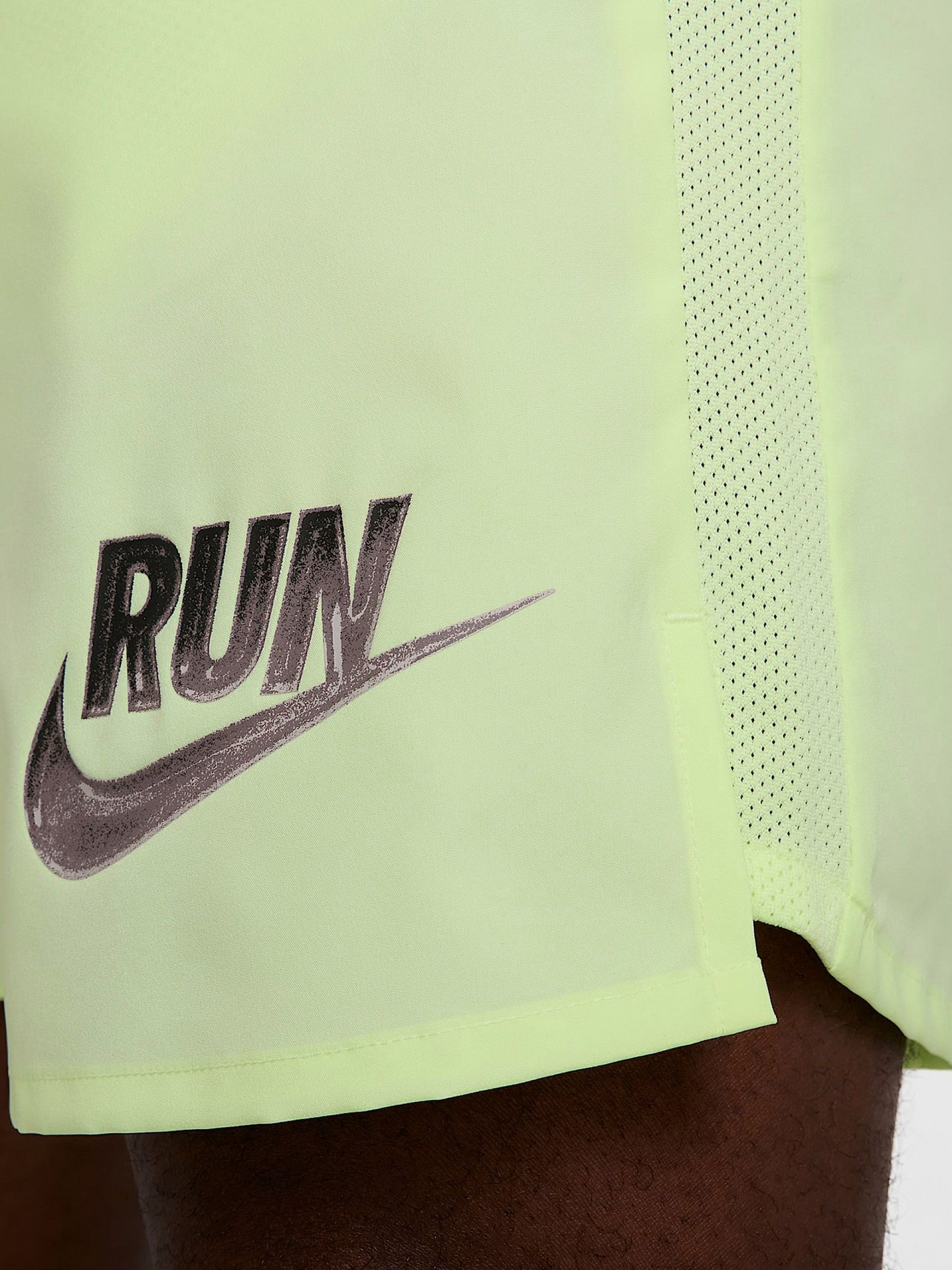 Nike Challenger Run Energy 18cm Green Running Shorts For Men