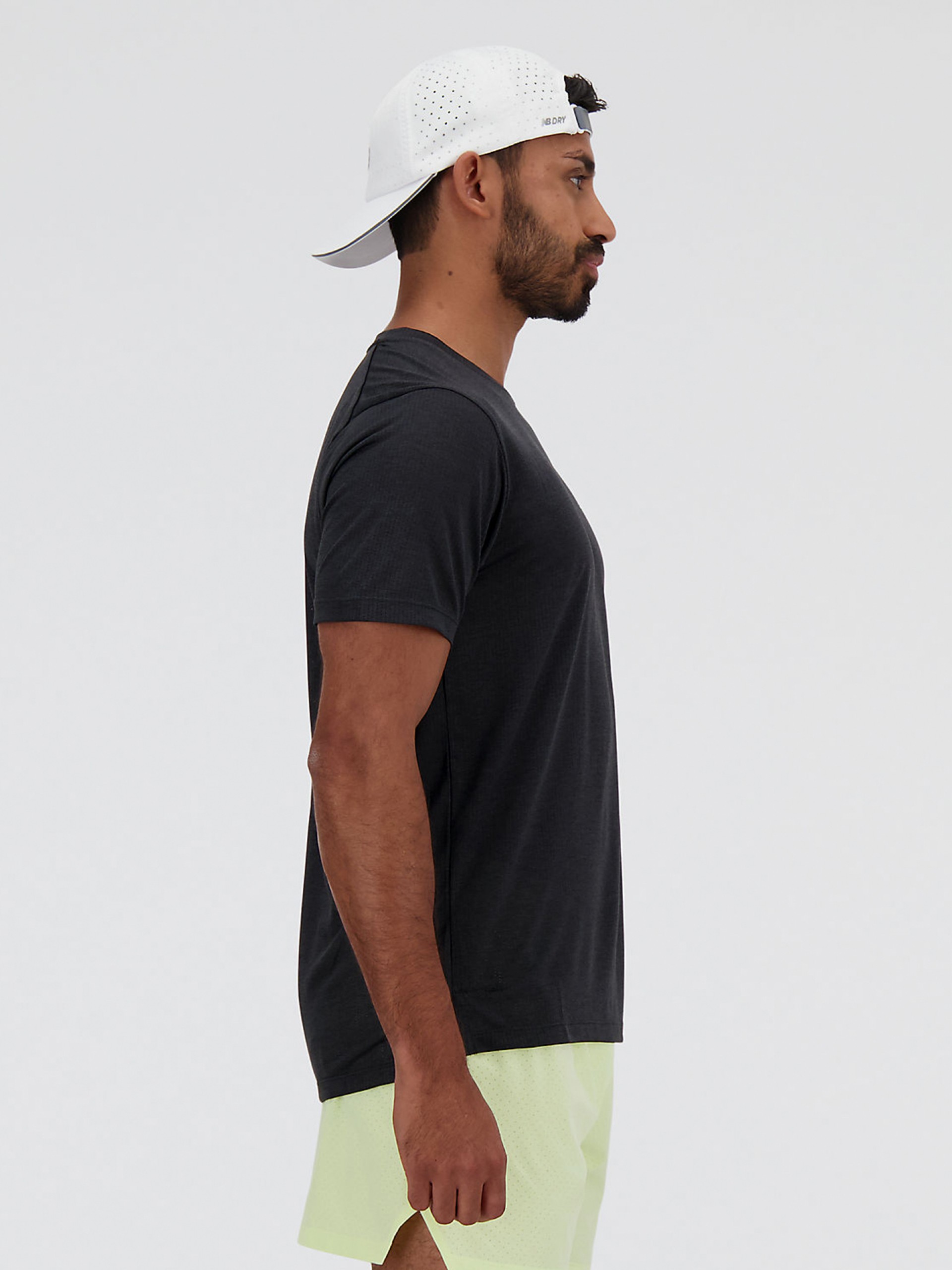 T-shirt New Balance Athletics Preta