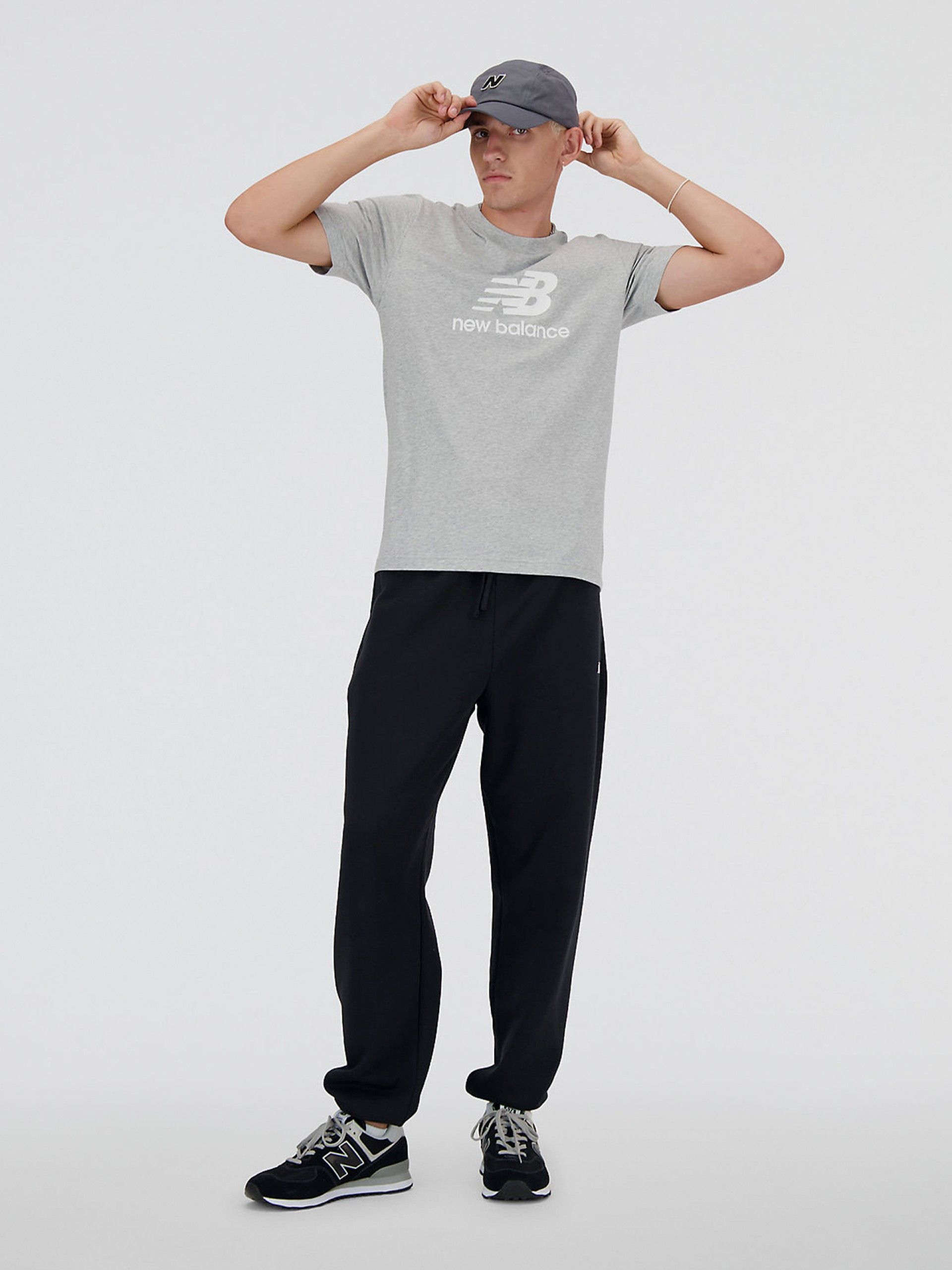 New Balance Sport Essentials Logo Grey T-shirt