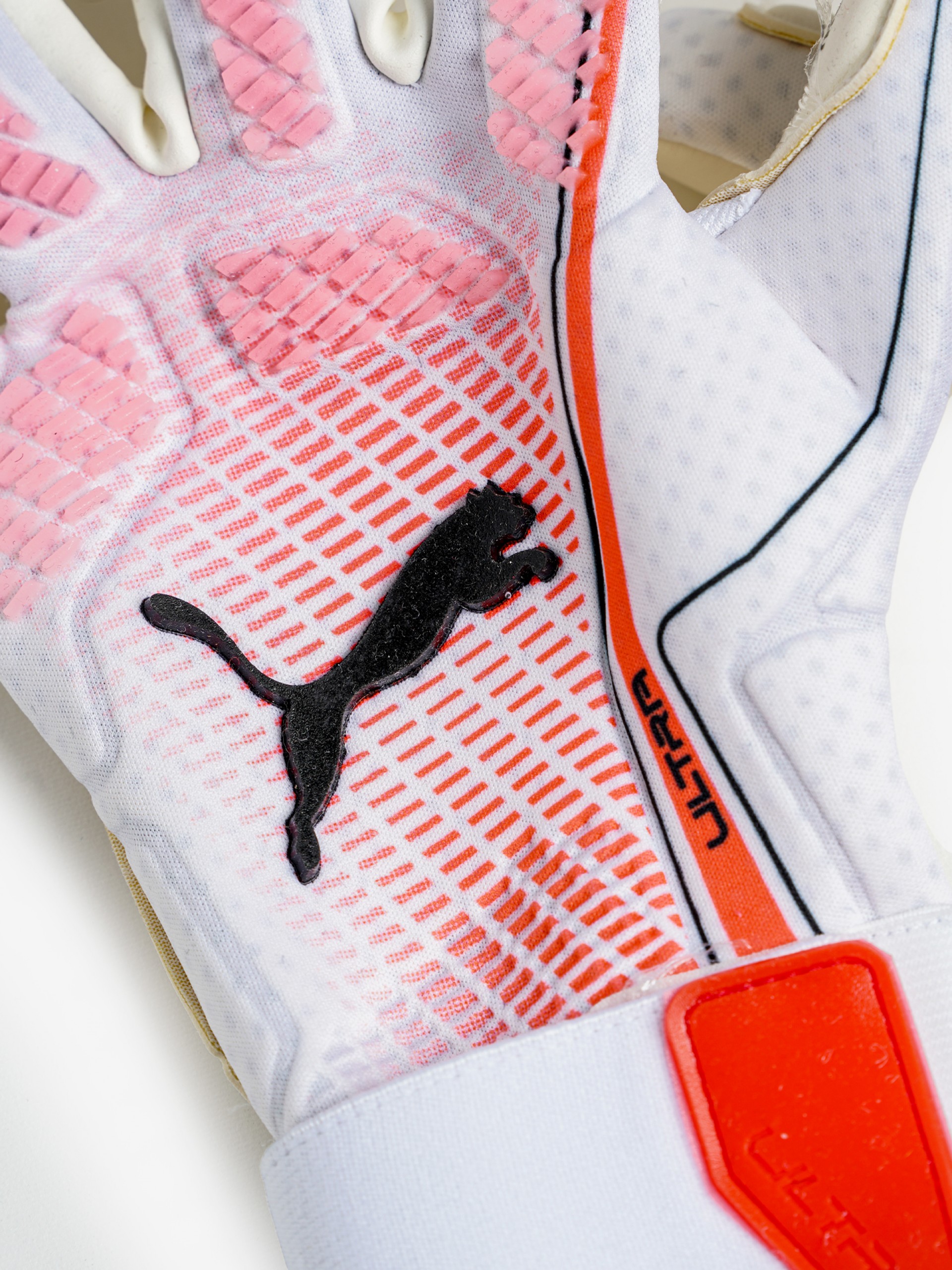 Luvas de Guarda-Redes Puma Ultra Ultimate Hybrid