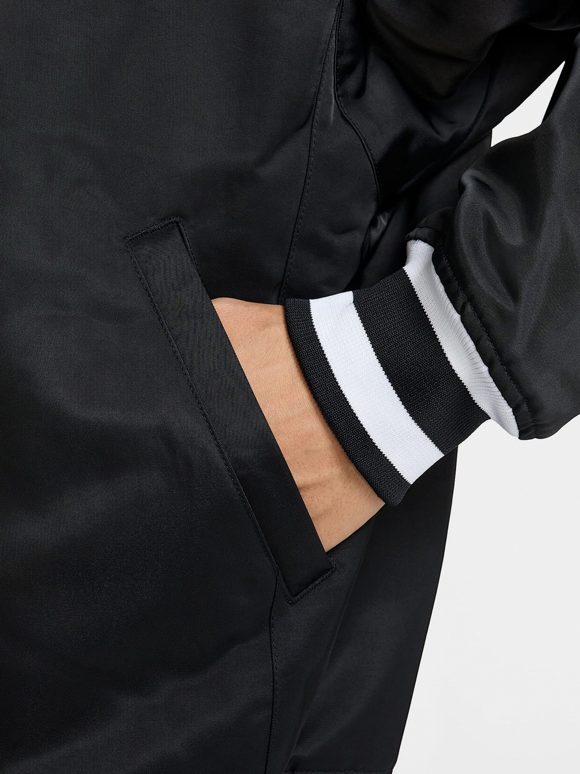 Casaco Nike Air Varsity Preto Para Homem