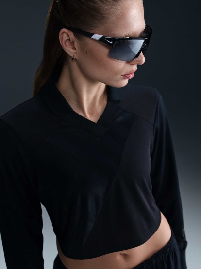 Nike Sportswear Cropped Black Long Sleeve Top For Women
