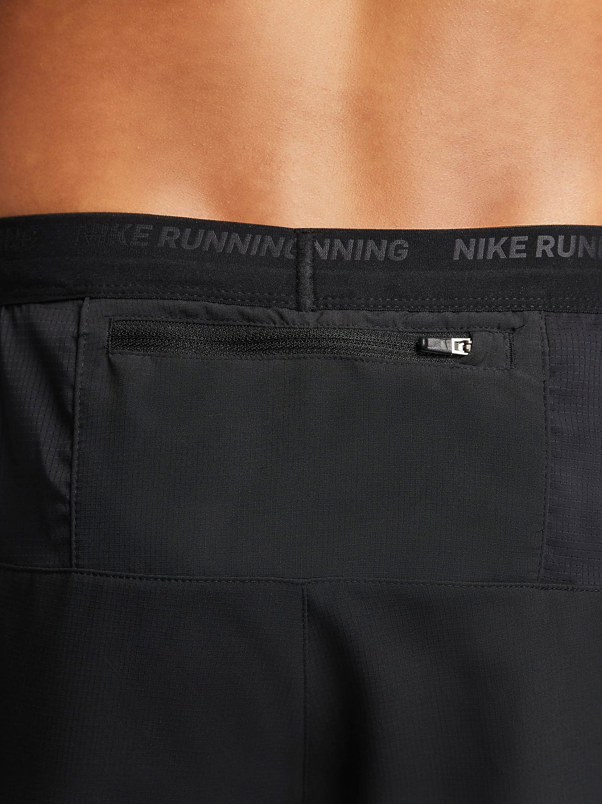 Pantalones Cortos de Running Nike Dri-FIT Stride Hybrid 13cm Negros Para Hombre