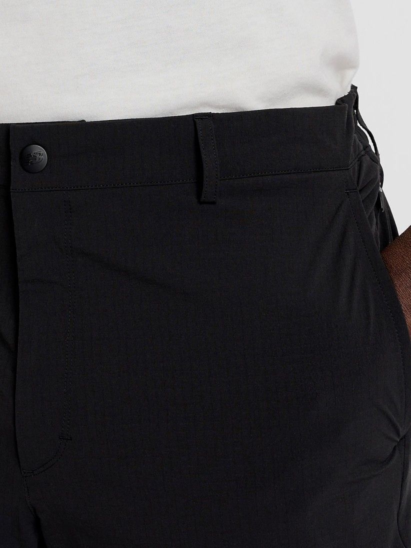 New Balance Athletics Ripstop Tapered 76.2cm Black Trousers