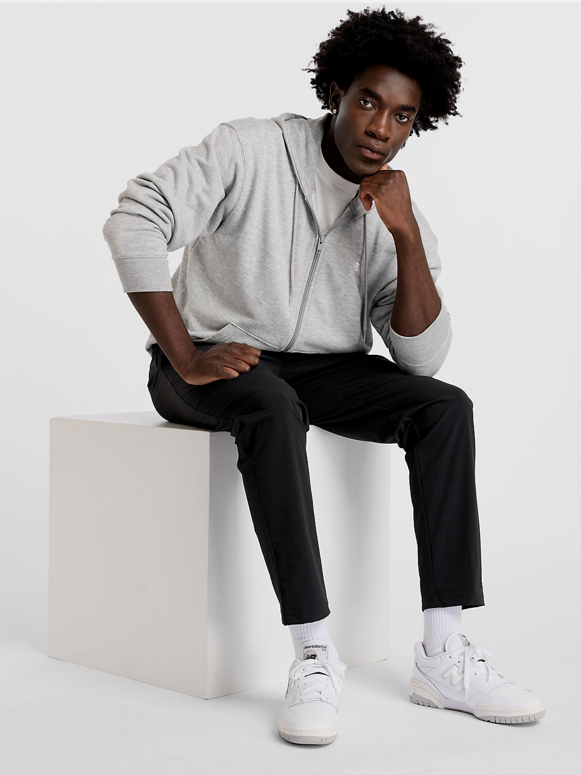 New Balance Athletics Ripstop Tapered 76.2cm Black Trousers