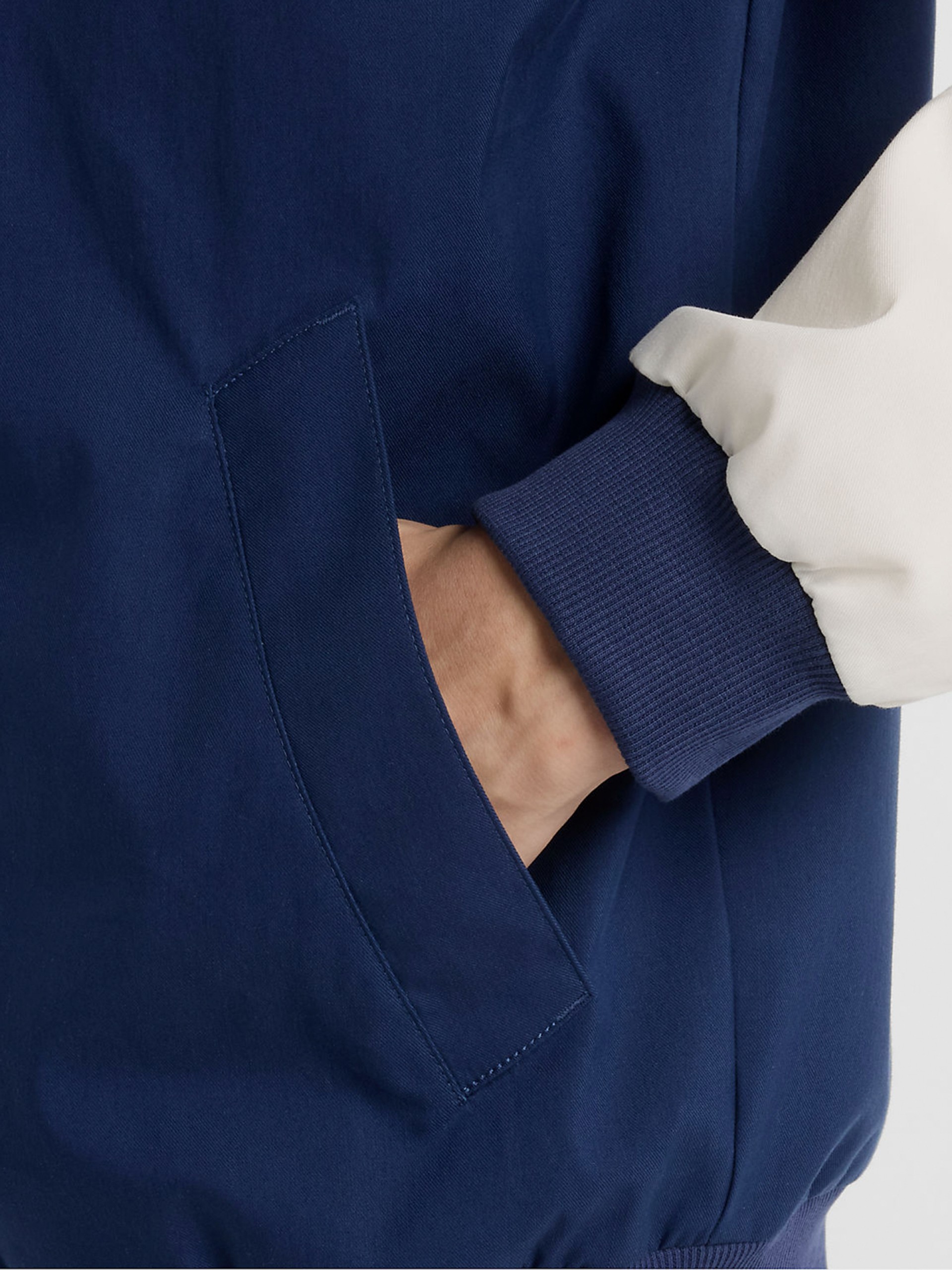 Chaqueta New Balance Athletics Varsity Azul