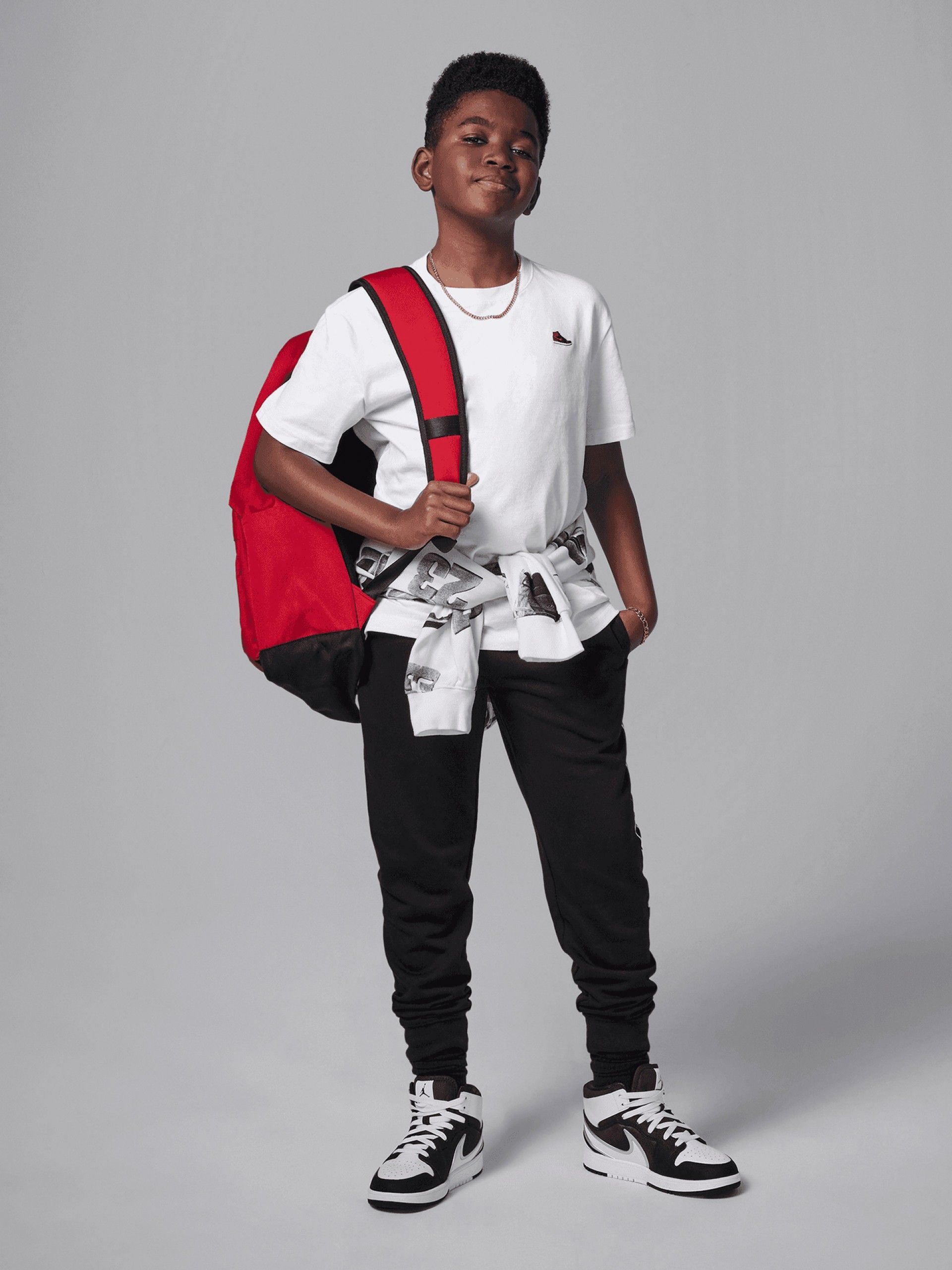 Camiseta Nike Air Jordan 1 Patch Júnior Blanca