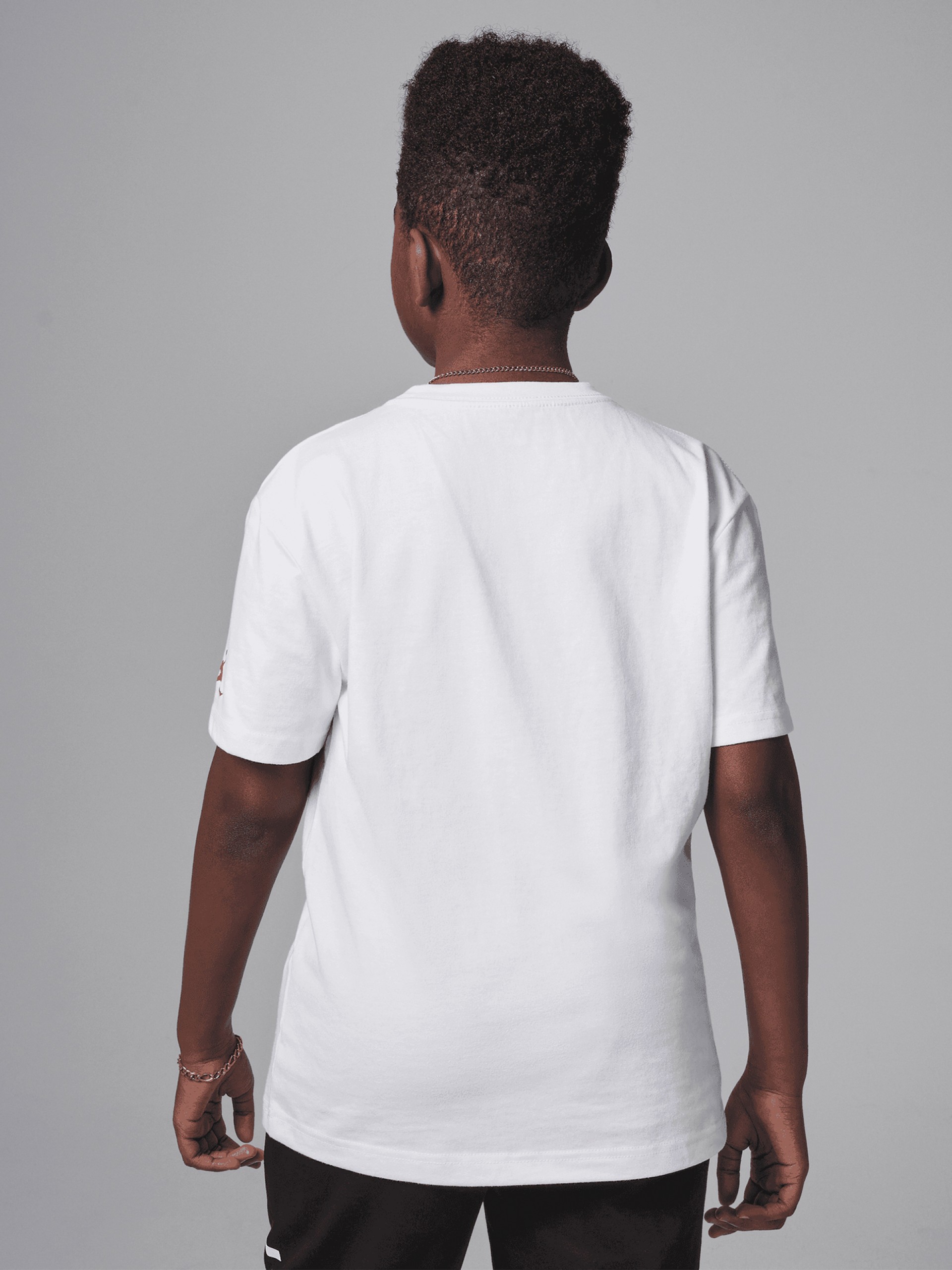 Camiseta Nike Air Jordan 1 Patch Júnior Blanca