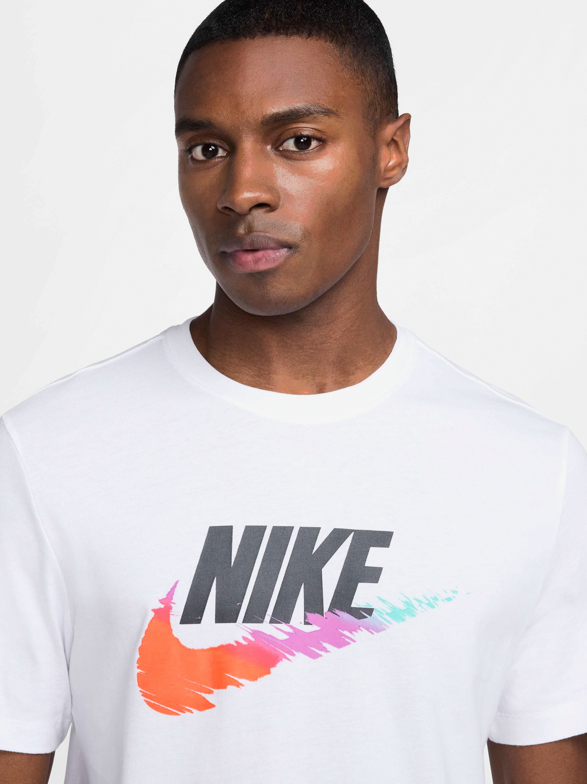 Camiseta Nike Sportswear Futura Blanca Para Hombre