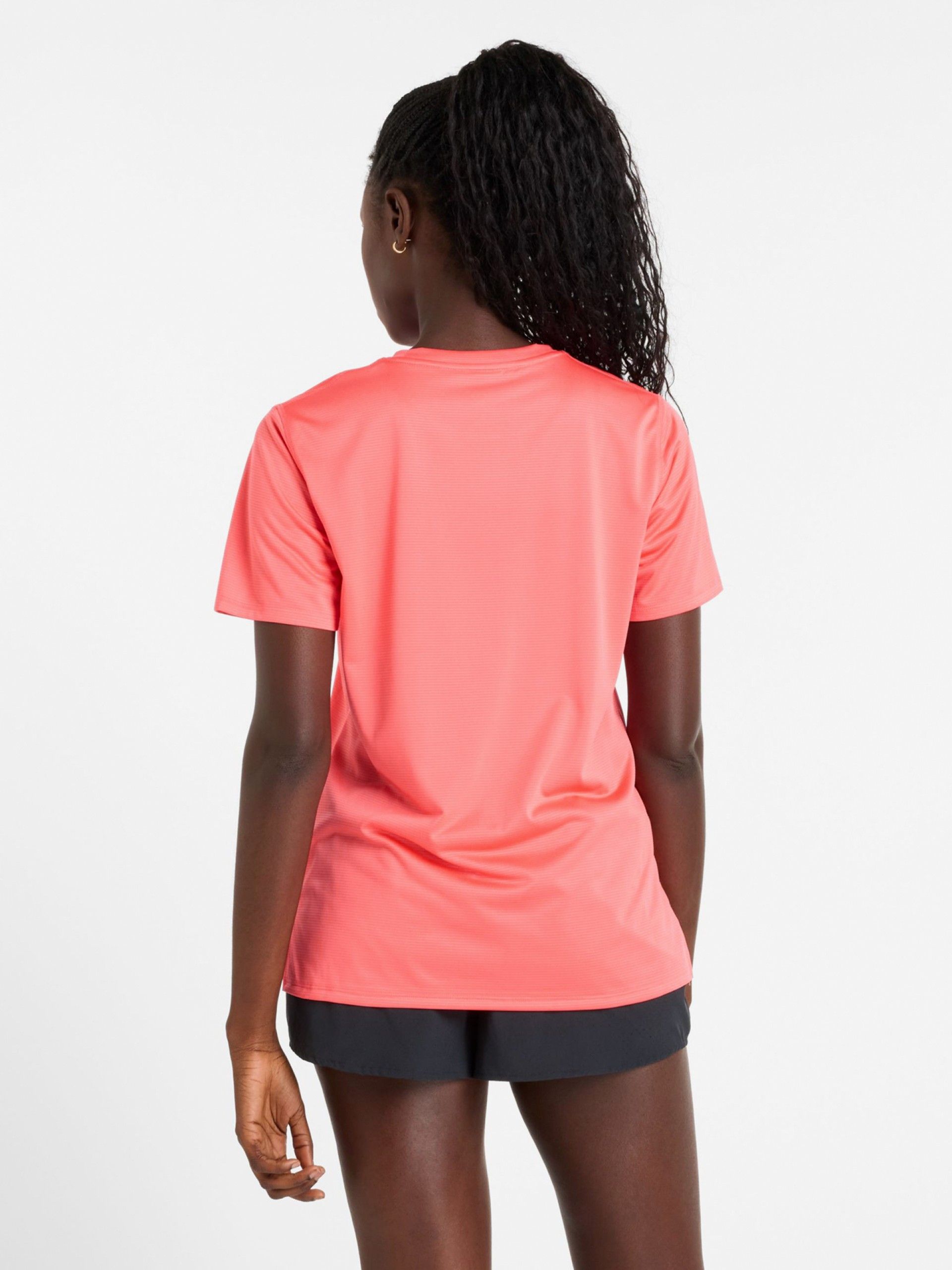 Camiseta New Balance Sport Essentials Rosa