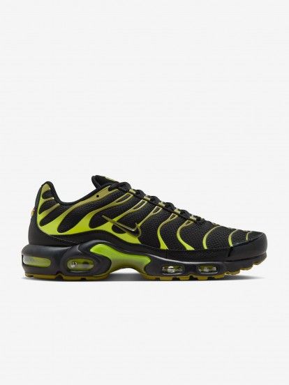 Nike Air Max Plus Black and Green Sneakers