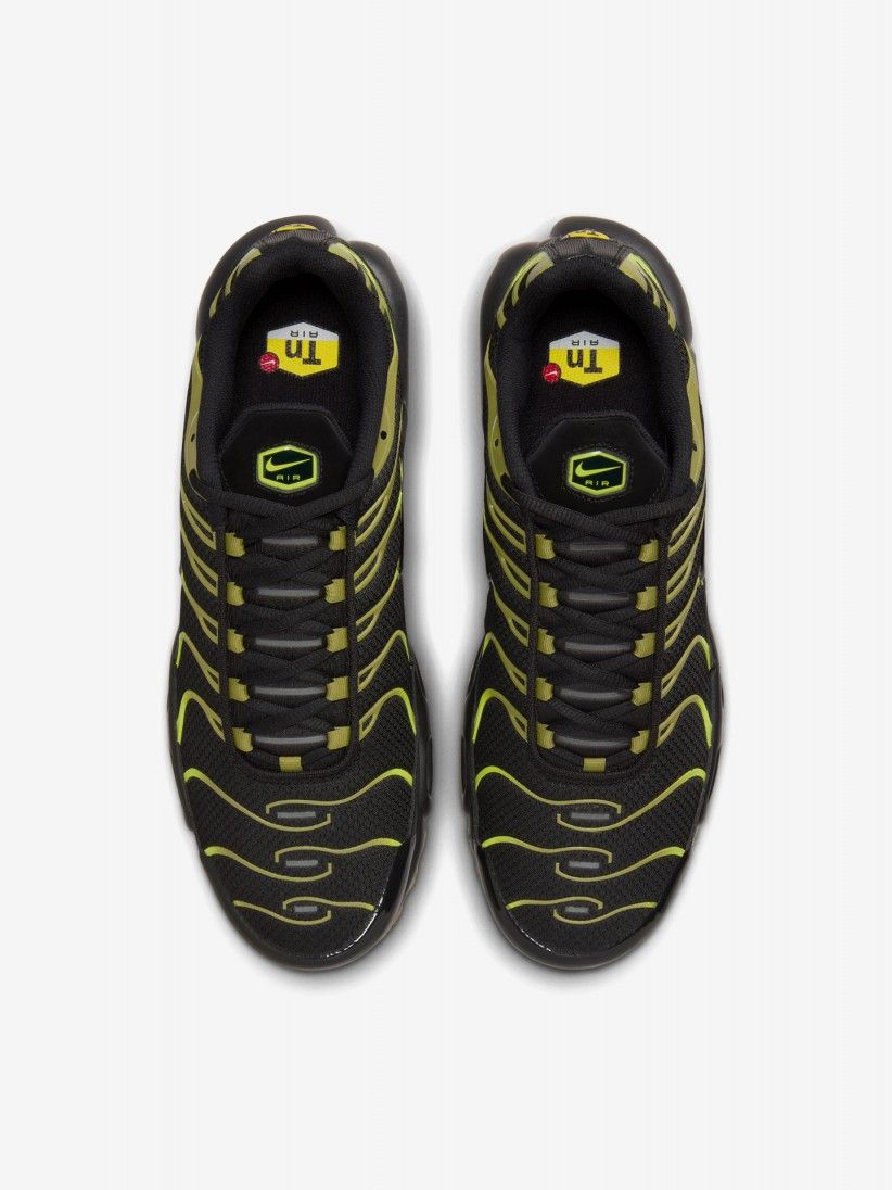 Nike Air Max Plus Black and Green Sneakers