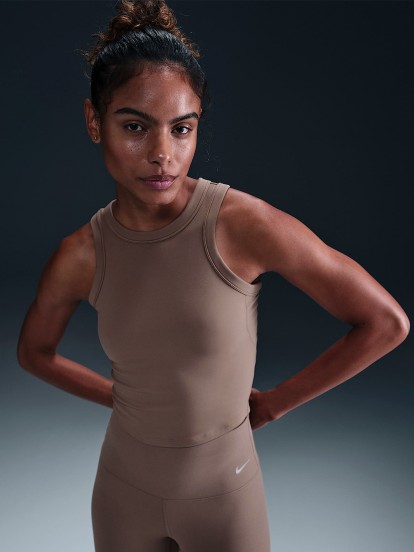 Camisola de Alas Nike One Fitted Dri-FIT Cropped Castanha Para Mulher