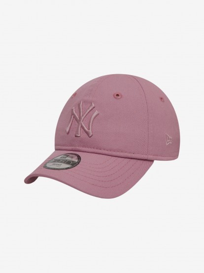 New Era League Essential New York Yankees 9FORTY Baby Pink Cap