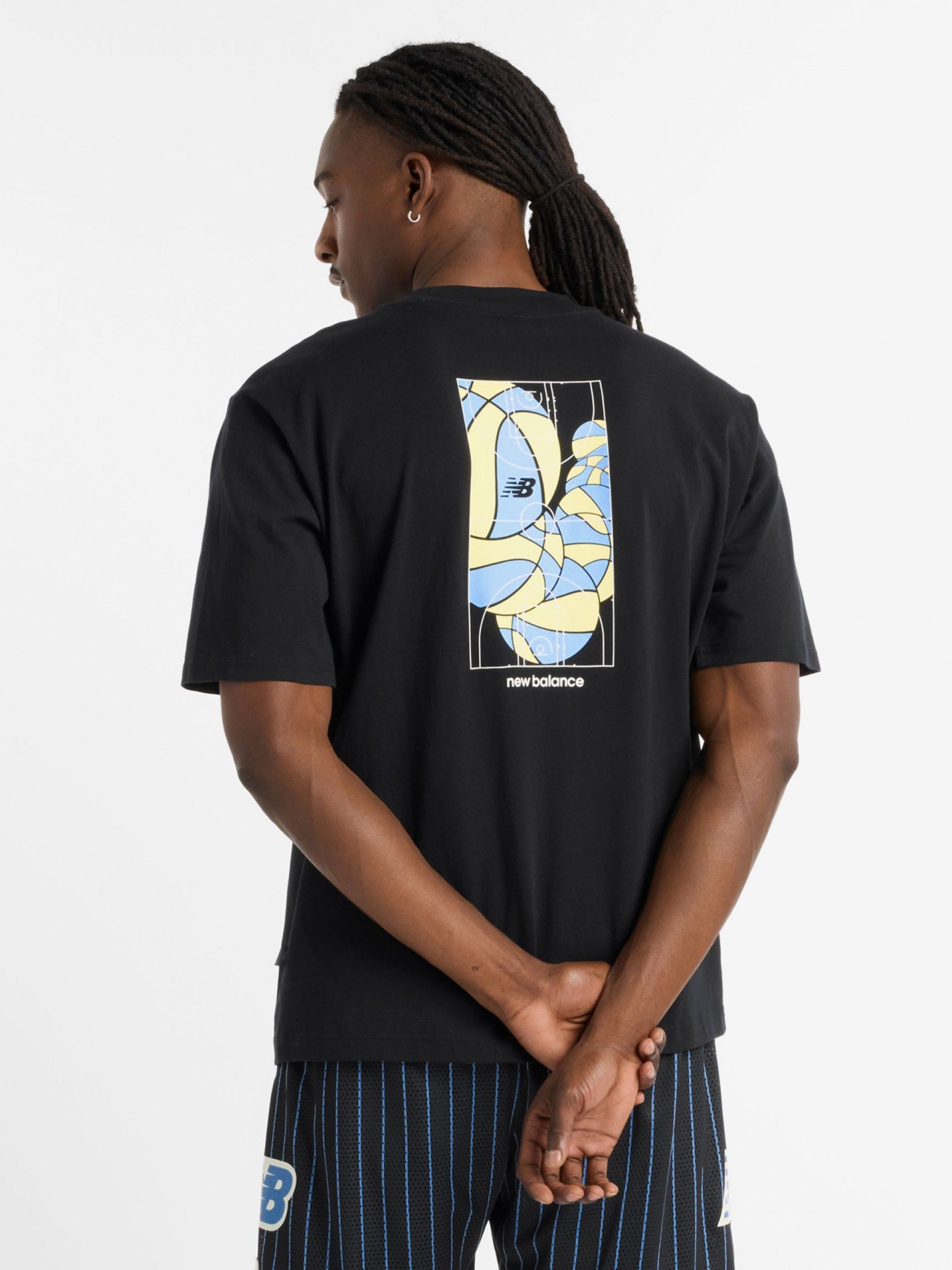 T-shirt New Balance Hoops Mosaic Court Graphic Preta