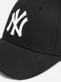 Bon New Era 940 New York Yankees Essential 9FORTY Preto