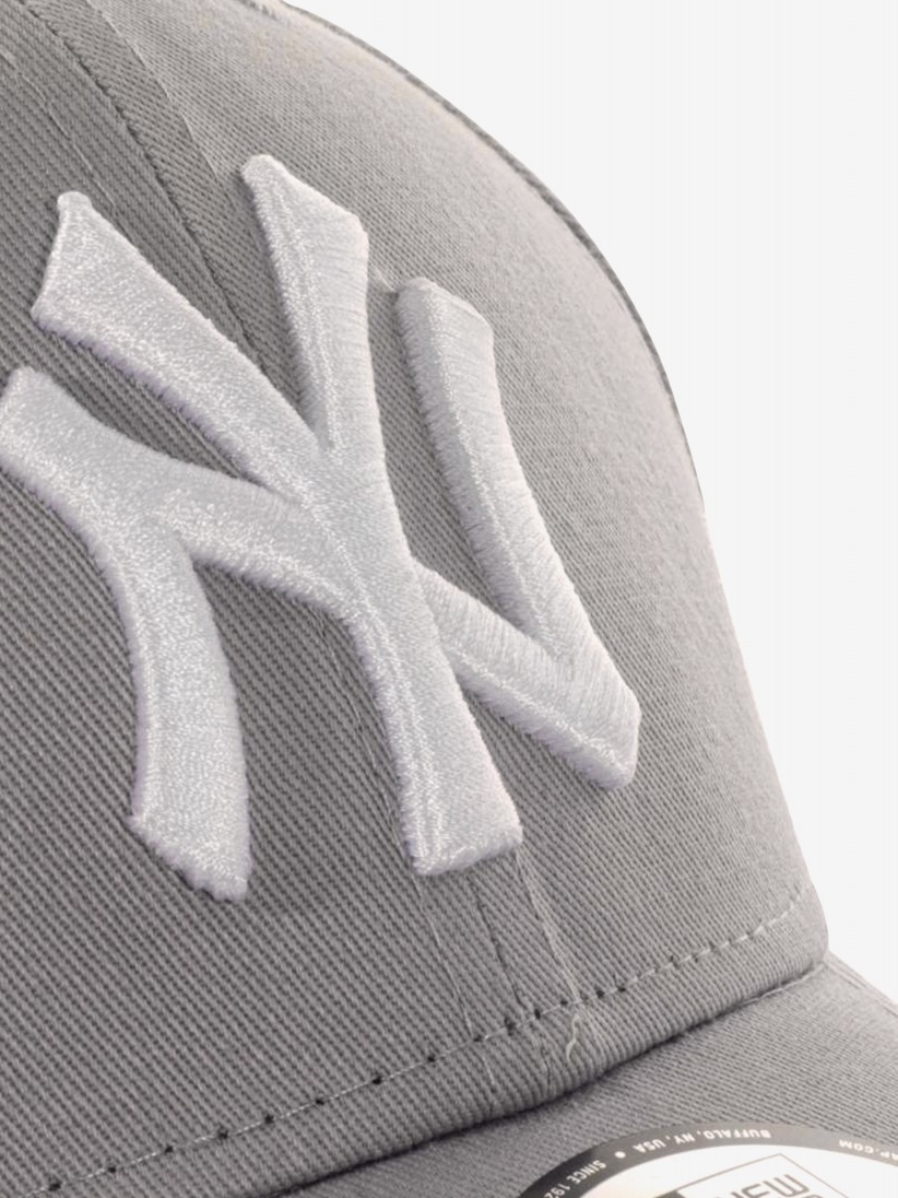 New Era 940 New York Yankees Essential 9FORTY Grey Cap