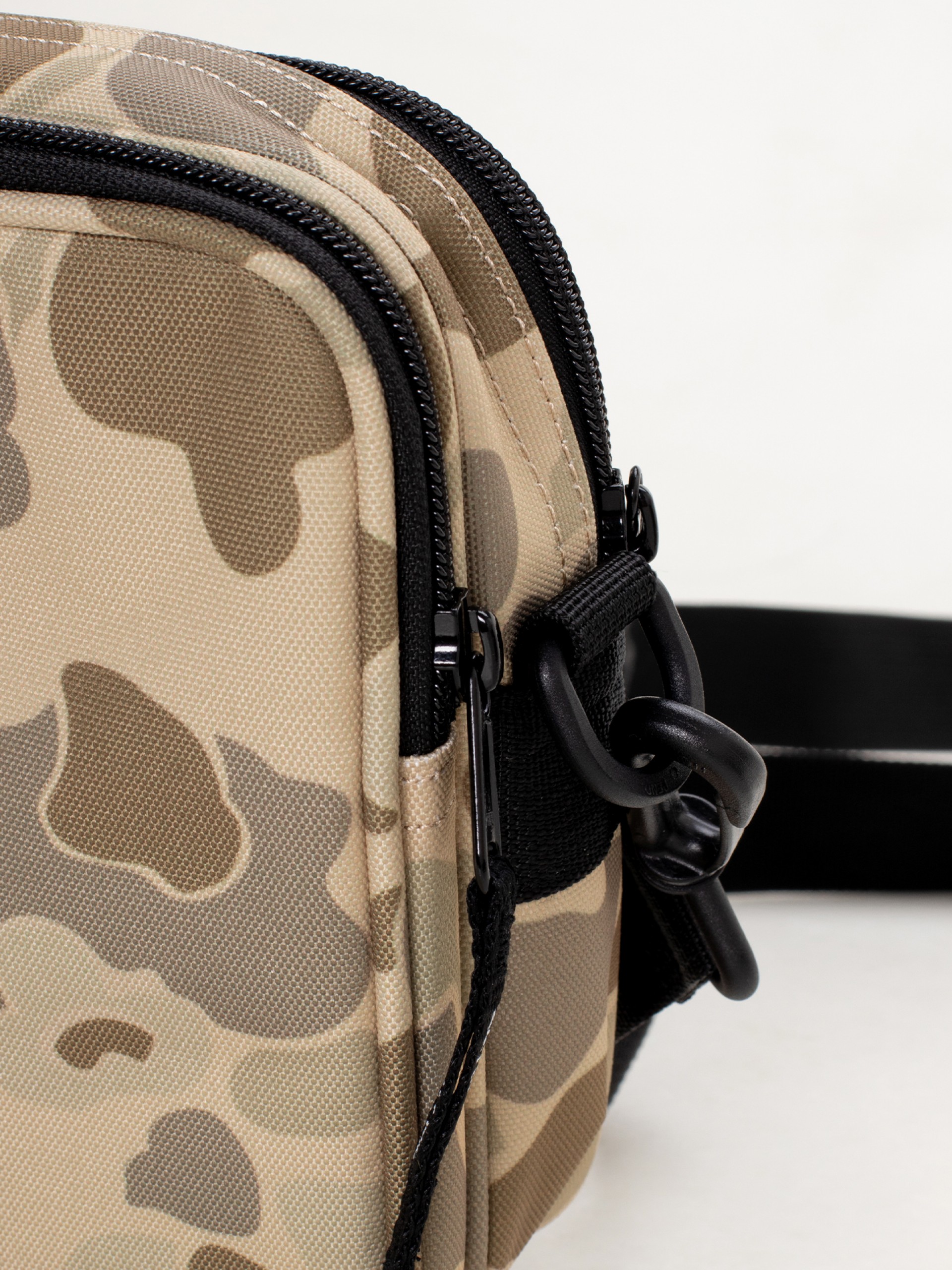 Bandolera Carhartt WIP Essentials Estampado de Camuflaje