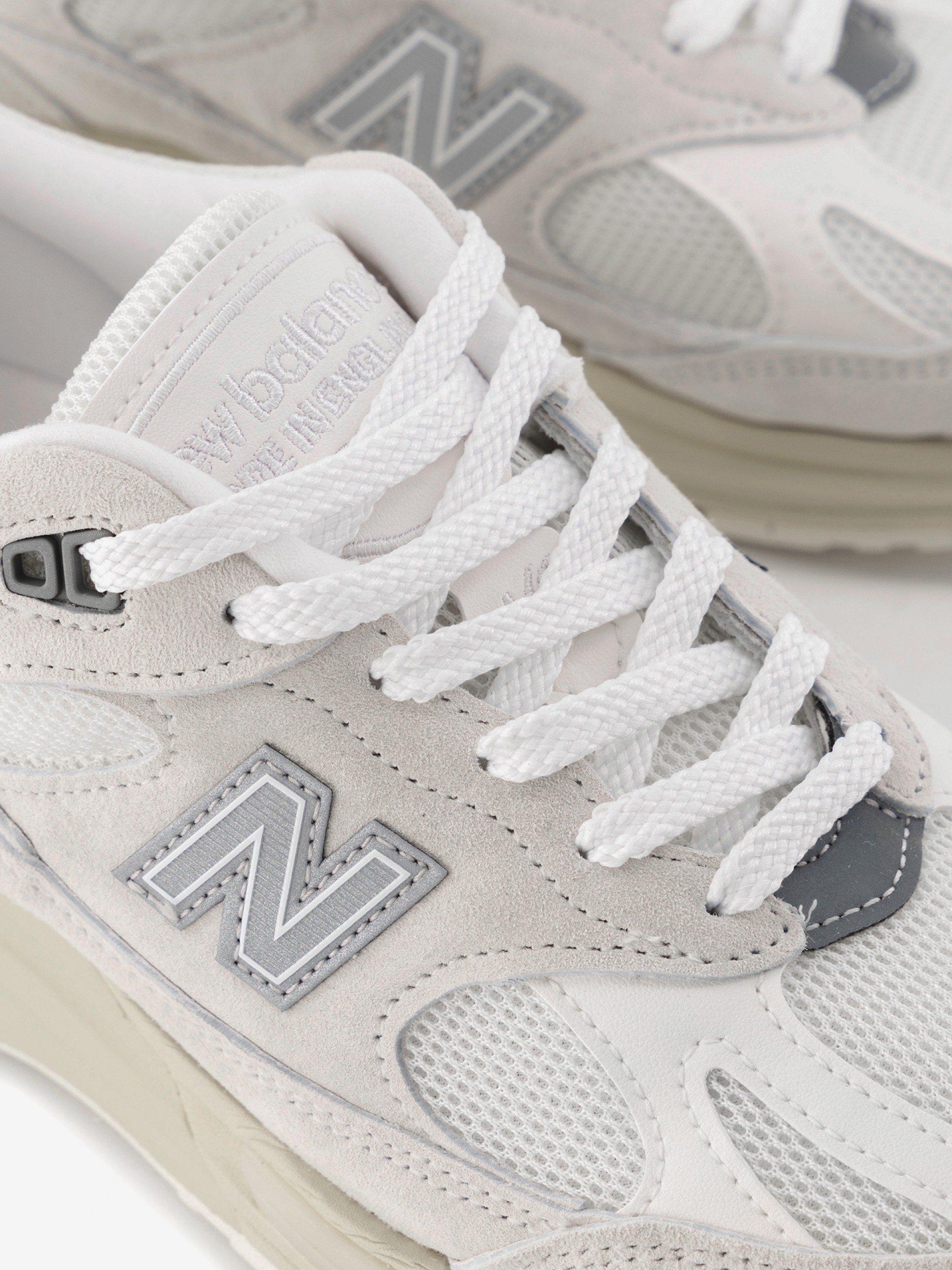 Zapatillas New Balance Made in UK 991v2 Grises y Blancas