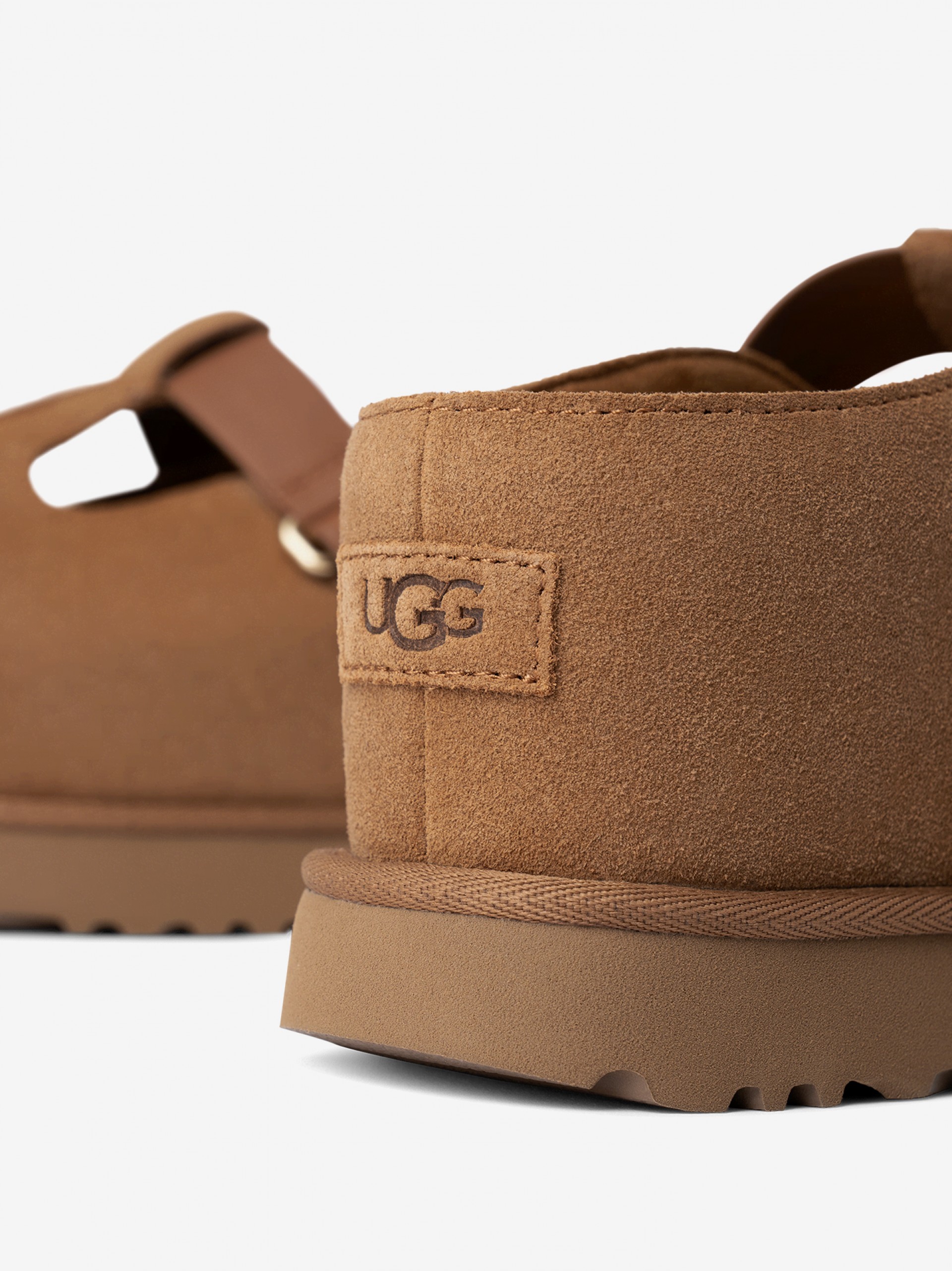 Pantuflas Ugg Goldenstar Hi Clog Camel Para Mujer