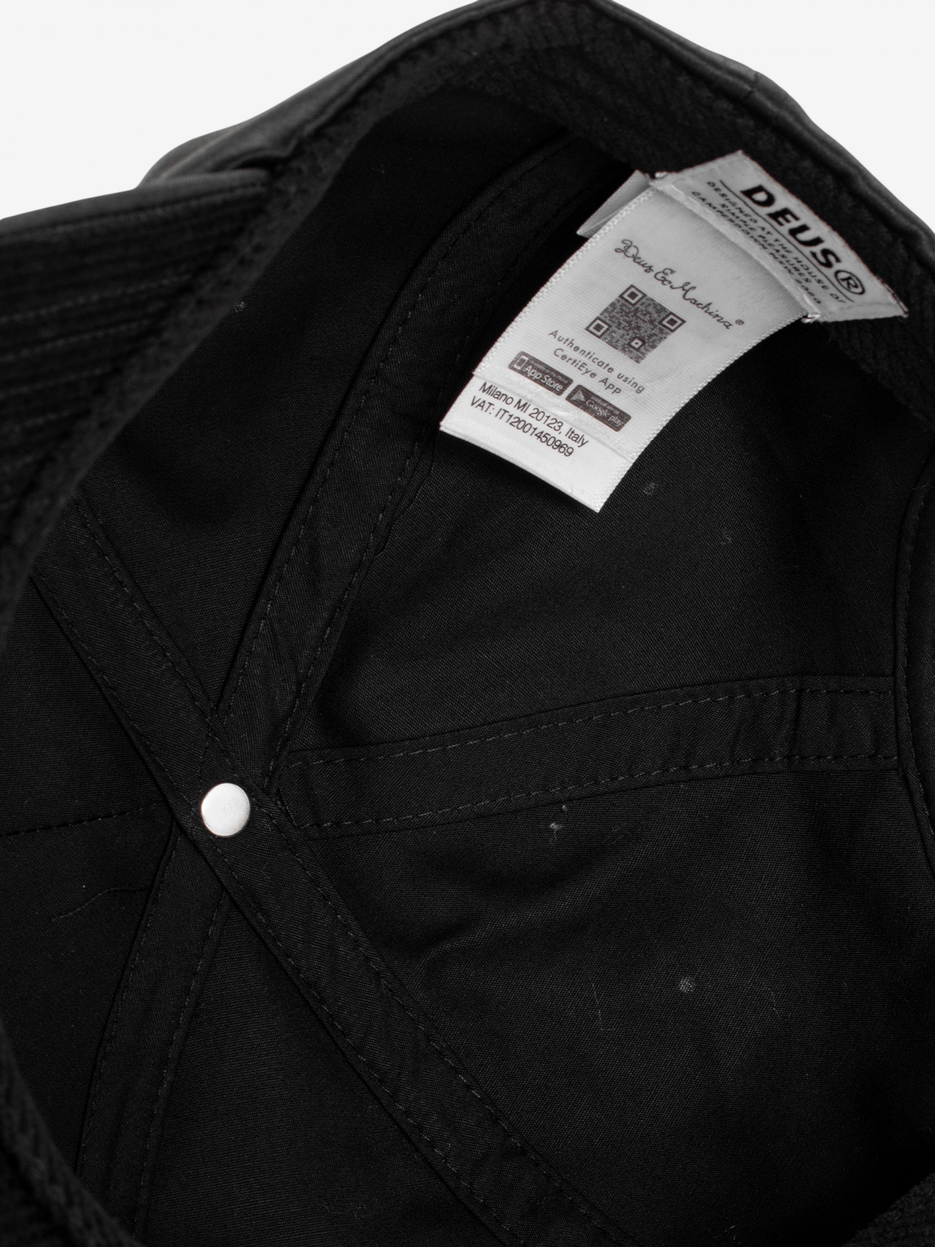 Gorra Deus Ex Machina Iota Trucker Negra