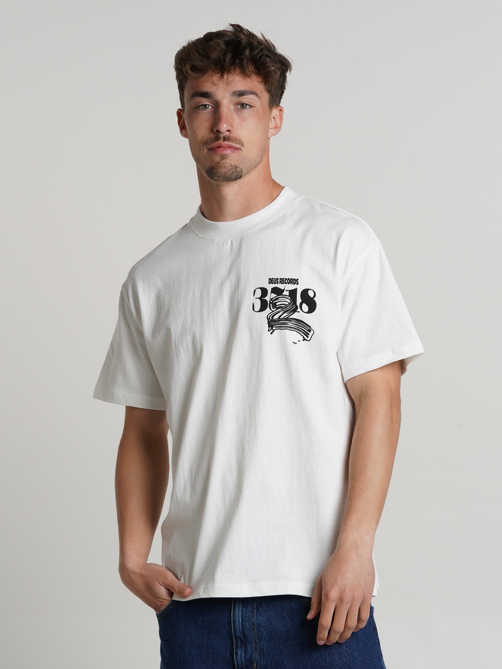 T-shirt Deus Ex Machina Zounds Branca