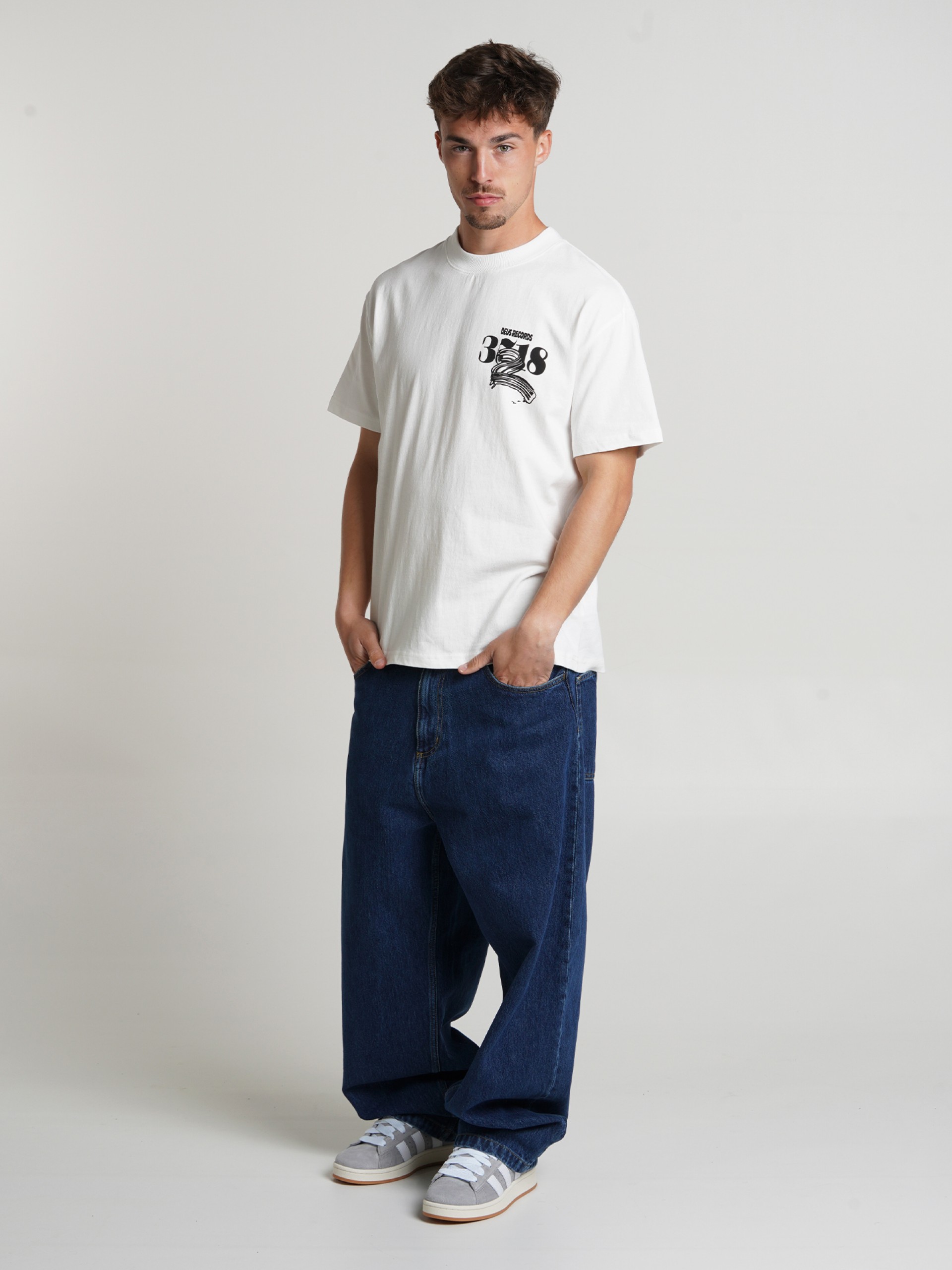 T-shirt Deus Ex Machina Zounds Branca