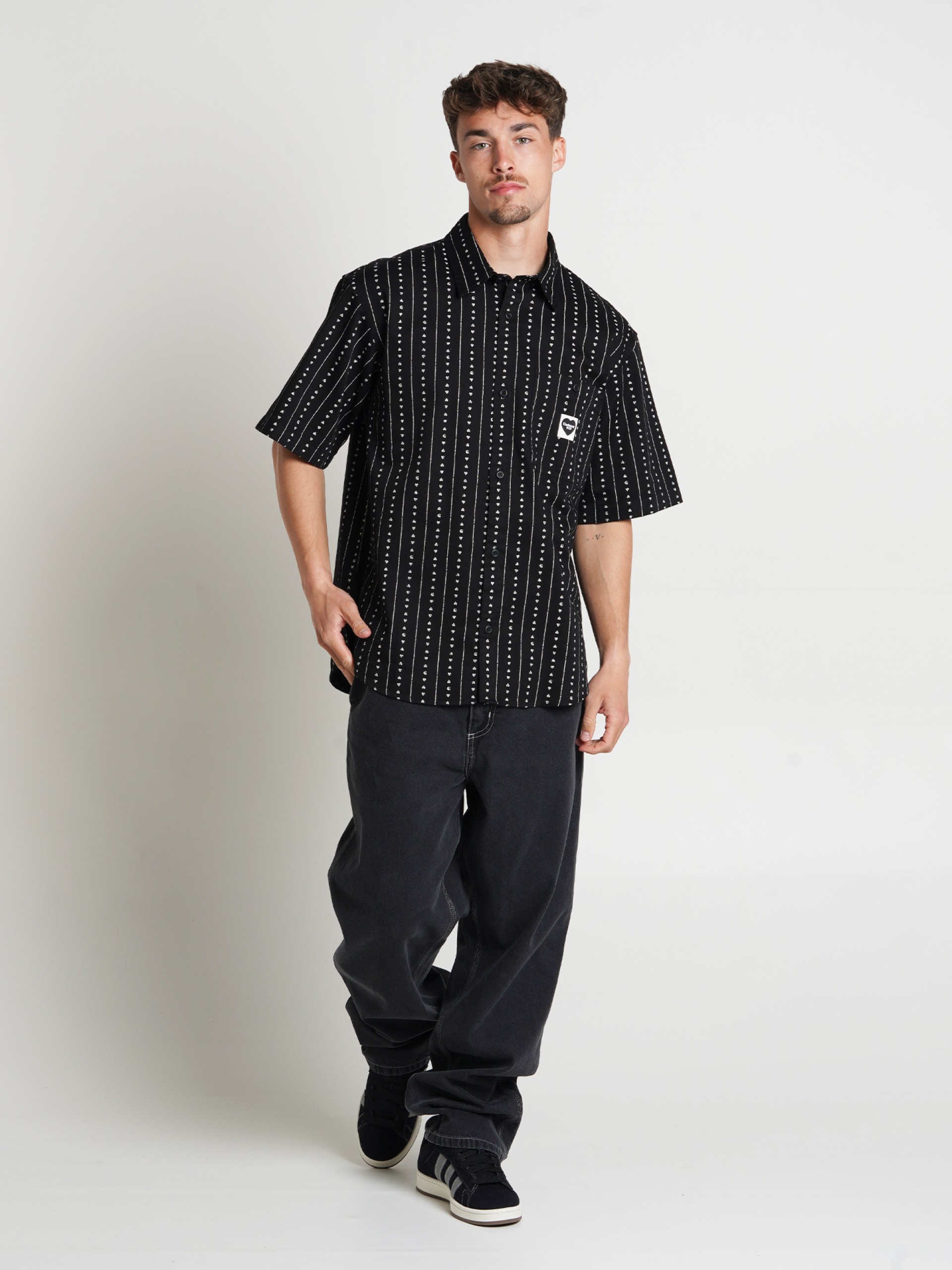 Camisa Carhartt WIP Drewe Heart Stripe Negra