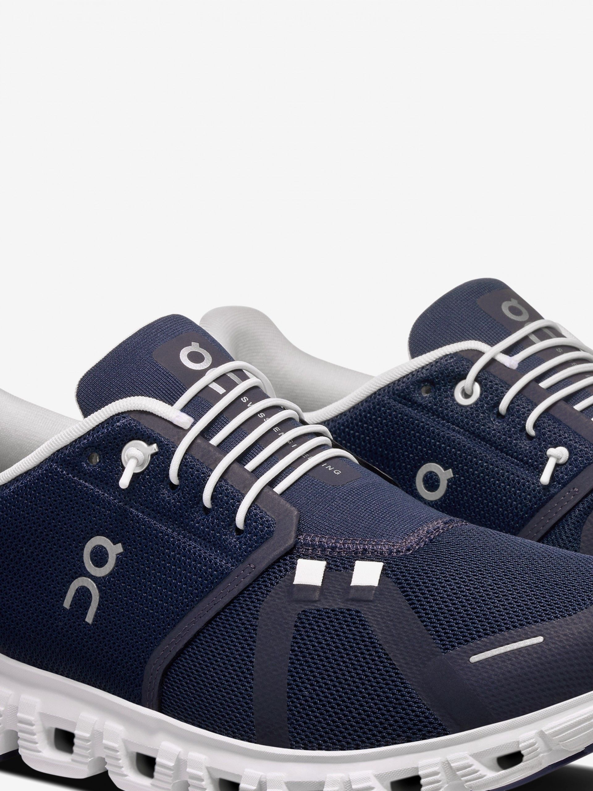 Zapatillas On Running Cloud 6 Azul Oscuro