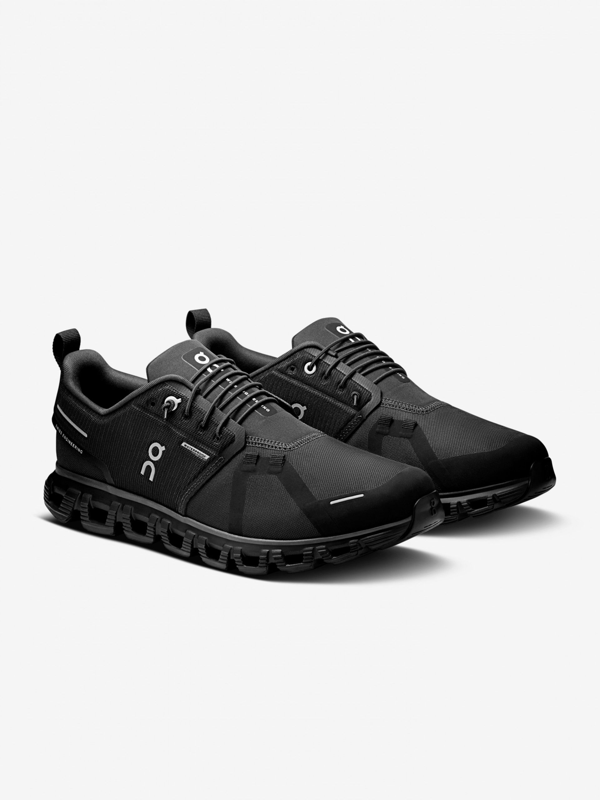 On Running Cloud 6 Waterproof Black Sneakers
