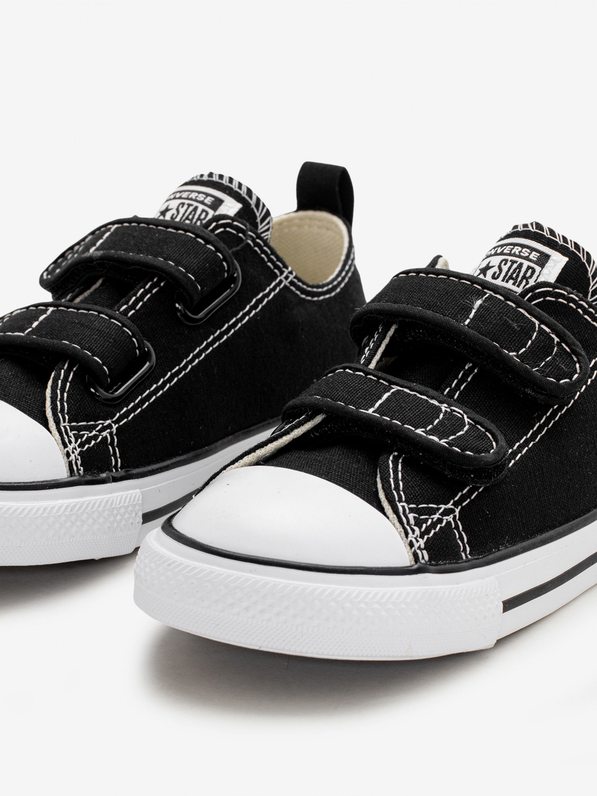 Zapatillas Converse Chuck Taylor All Star 2V Canvas Toddler Negras