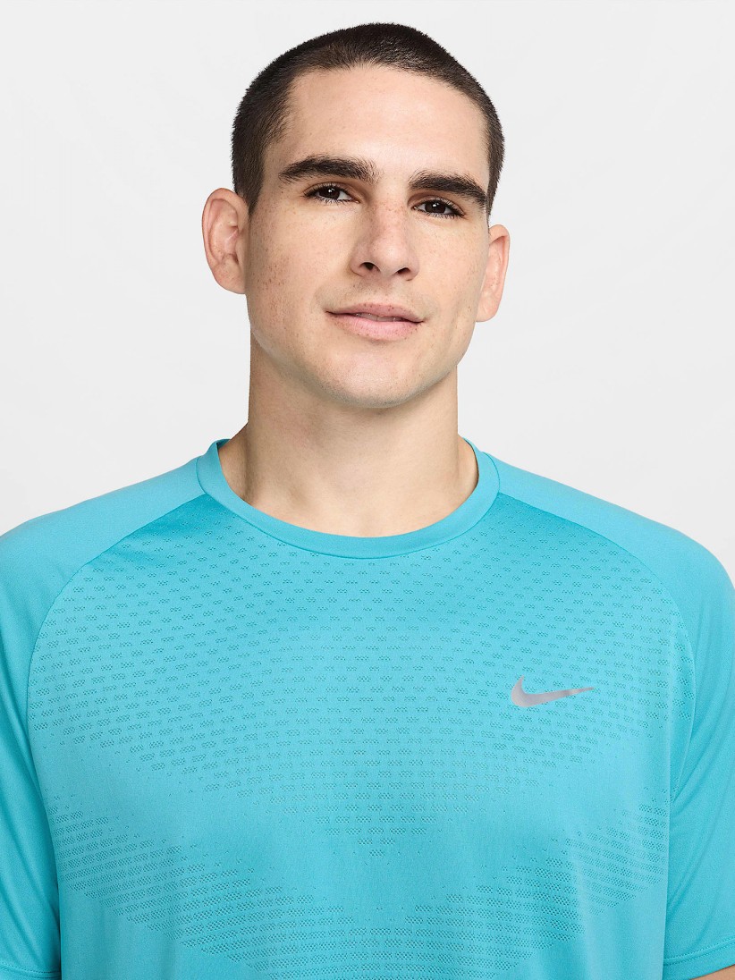 T-shirt de Running Nike Stride Dri-FIT ADV Azul Para Homem