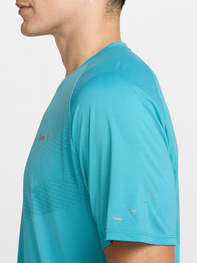 T-shirt de Running Nike Stride Dri-FIT ADV Azul Para Homem