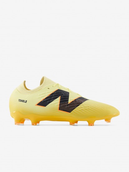 Botas de Ftbol New Balance Tekela Magia Low Laced V4+ FG