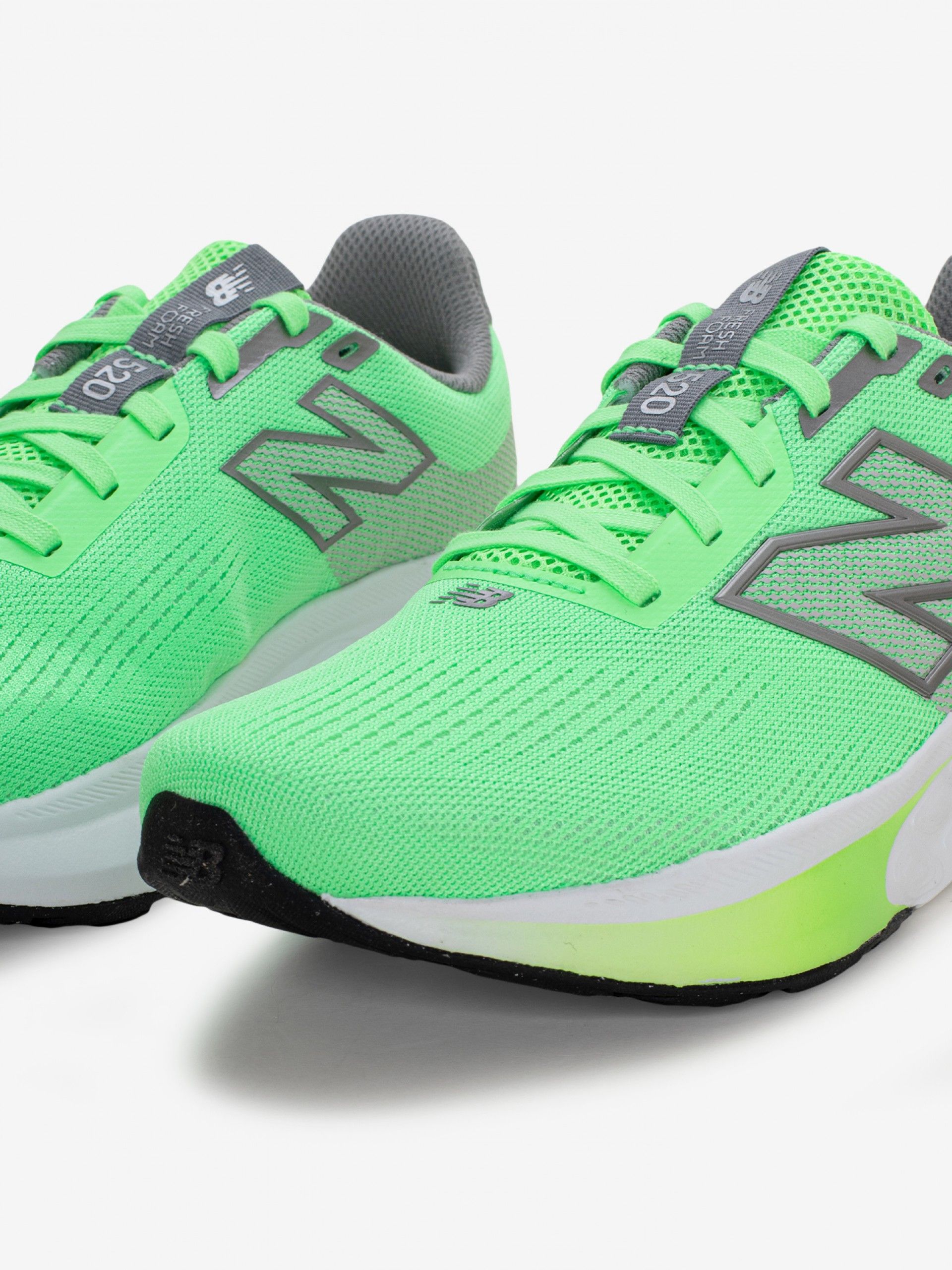 Sapatilhas New Balance Fresh Foam 520 v9 Verdes Para Homem
