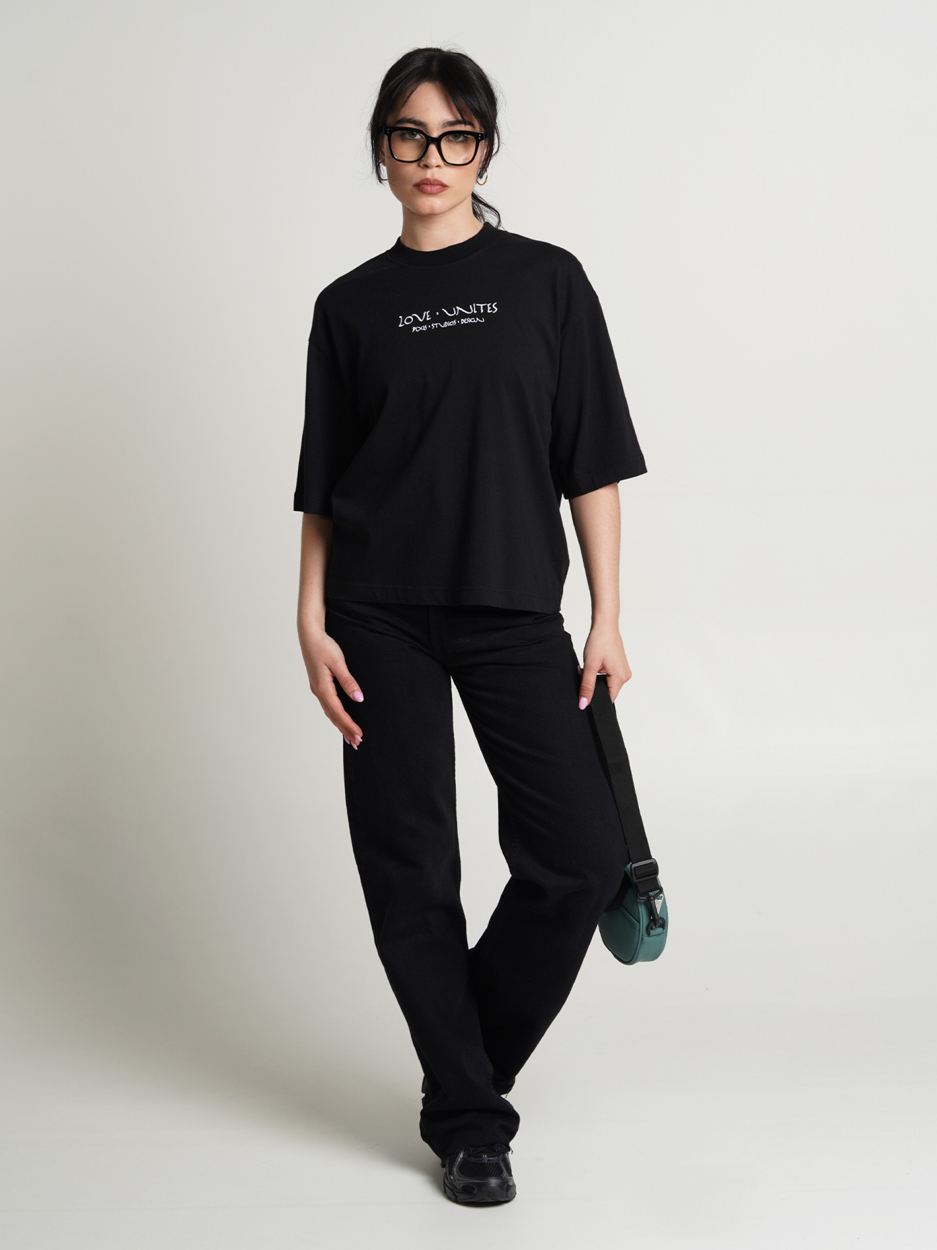 Camiseta Pixis Love Unites Negra