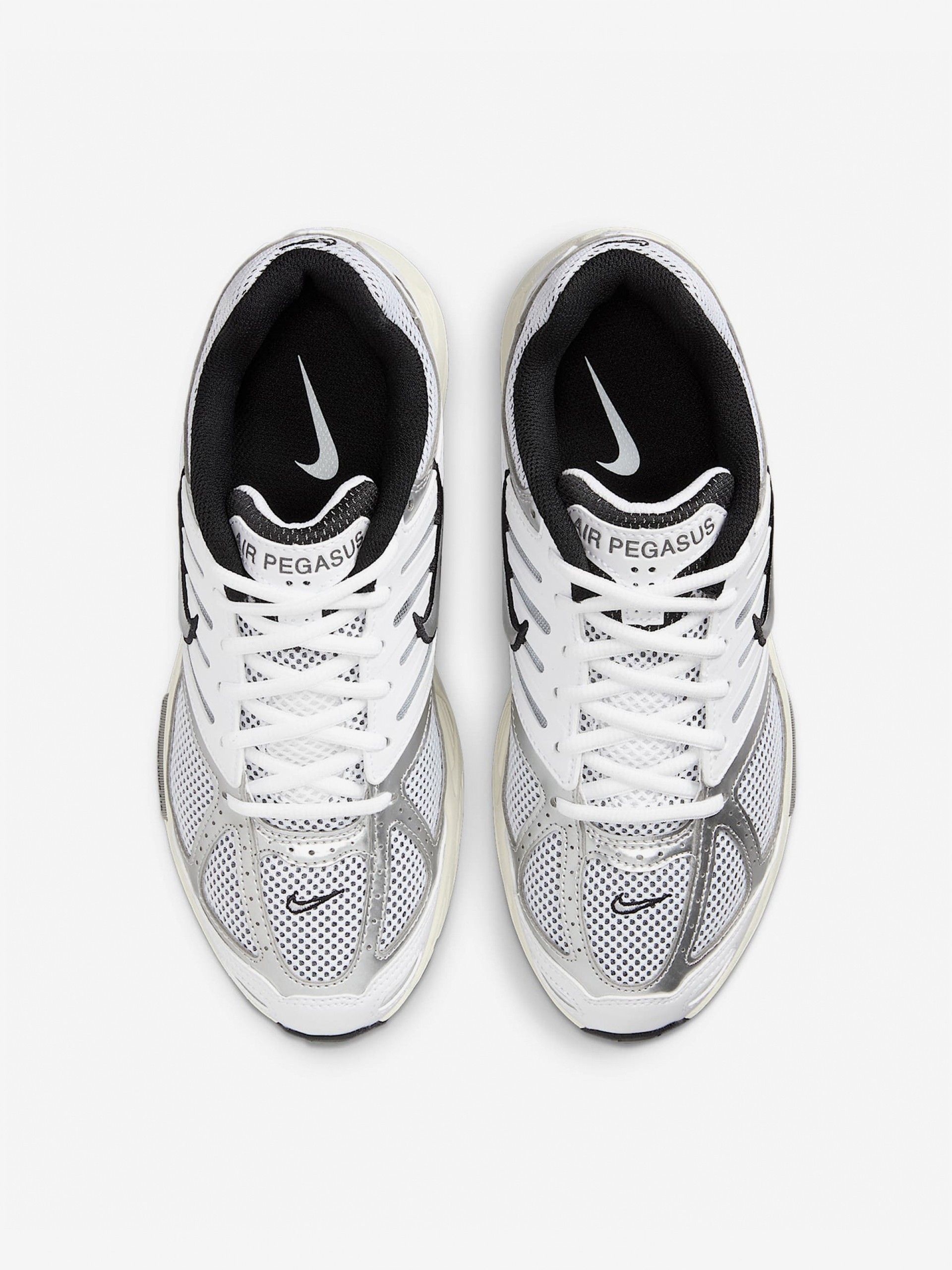 Zapatillas Nike Air Pegasus 2005 Blancas y Negras Para Mujer