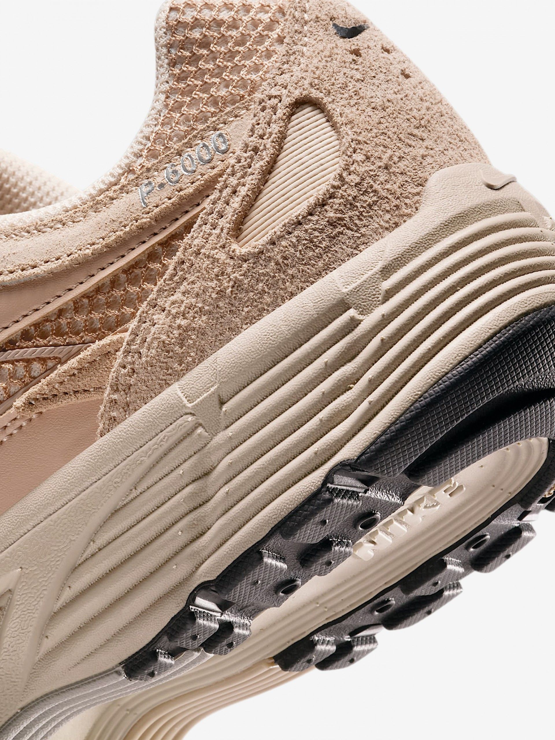 Zapatillas Nike P-6000 SE Beige Para Hombre